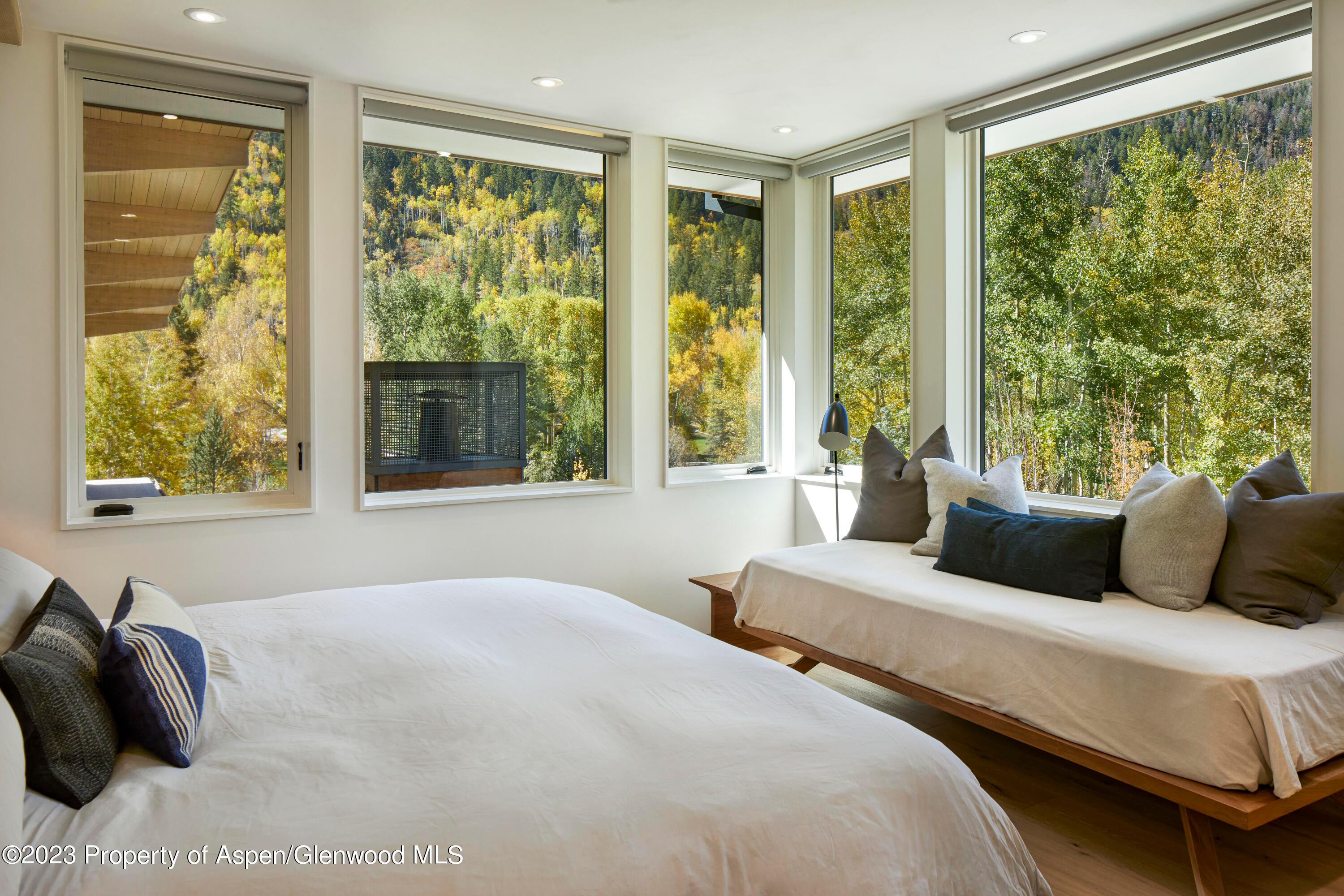 Aspen, Colorado, 81611, United States, 4 Bedrooms Bedrooms, ,6 BathroomsBathrooms,Residential,For Sale,1807657