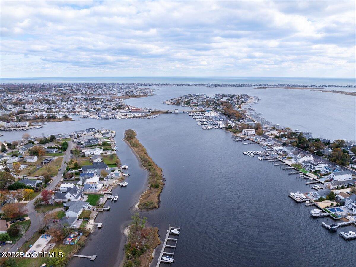 Brick, New Jersey, 08724, United States, 5 Bedrooms Bedrooms, ,3 BathroomsBathrooms,Residential,For Sale,1985674