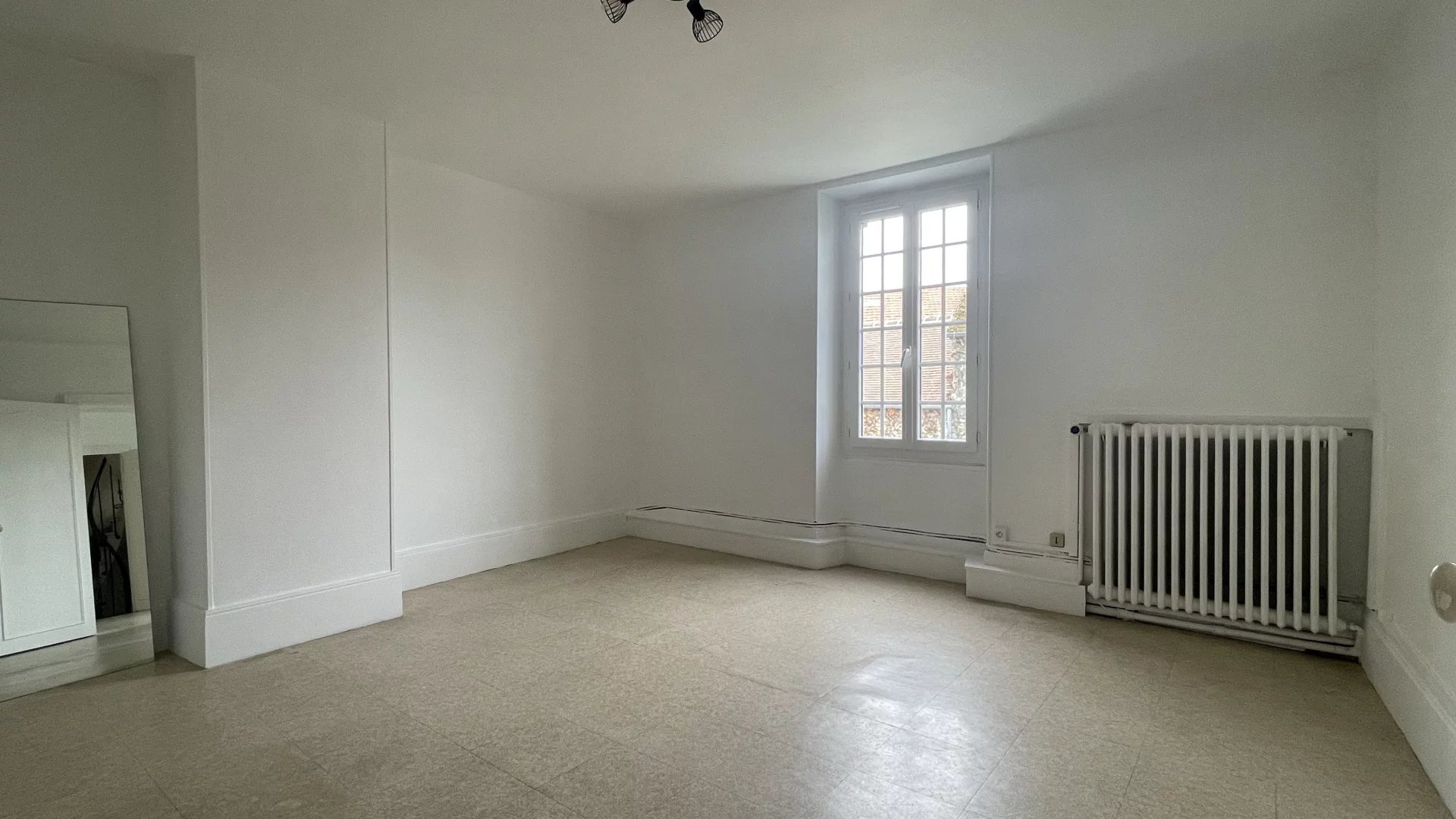 Samois-sur-Seine, Île-de-France, 77920, FR, 5 Bedrooms Bedrooms, ,5 BathroomsBathrooms,Residential,For Sale,1991595