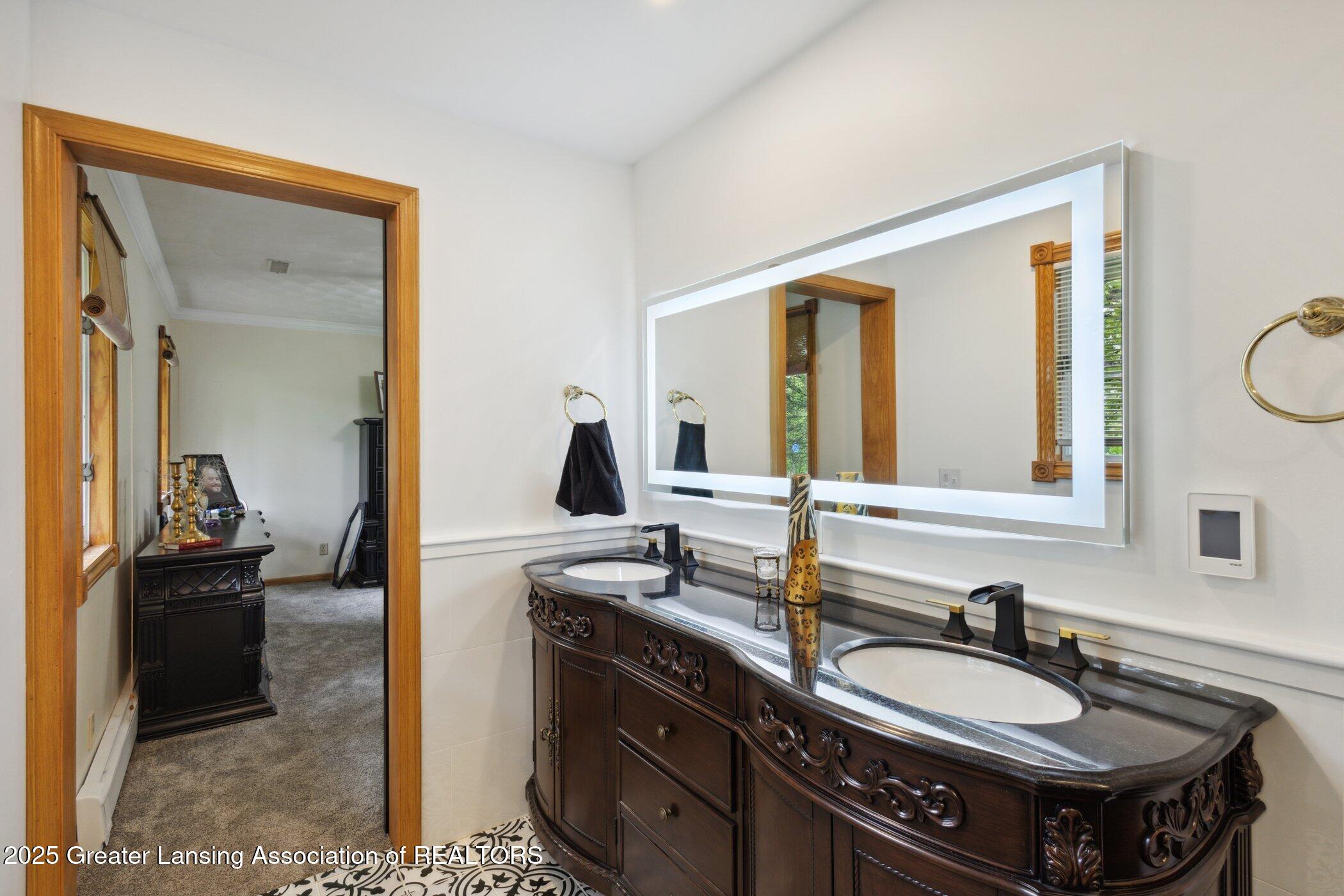 DeWitt, Michigan, 48820, United States, 4 Bedrooms Bedrooms, ,4 BathroomsBathrooms,Residential,For Sale,1911452