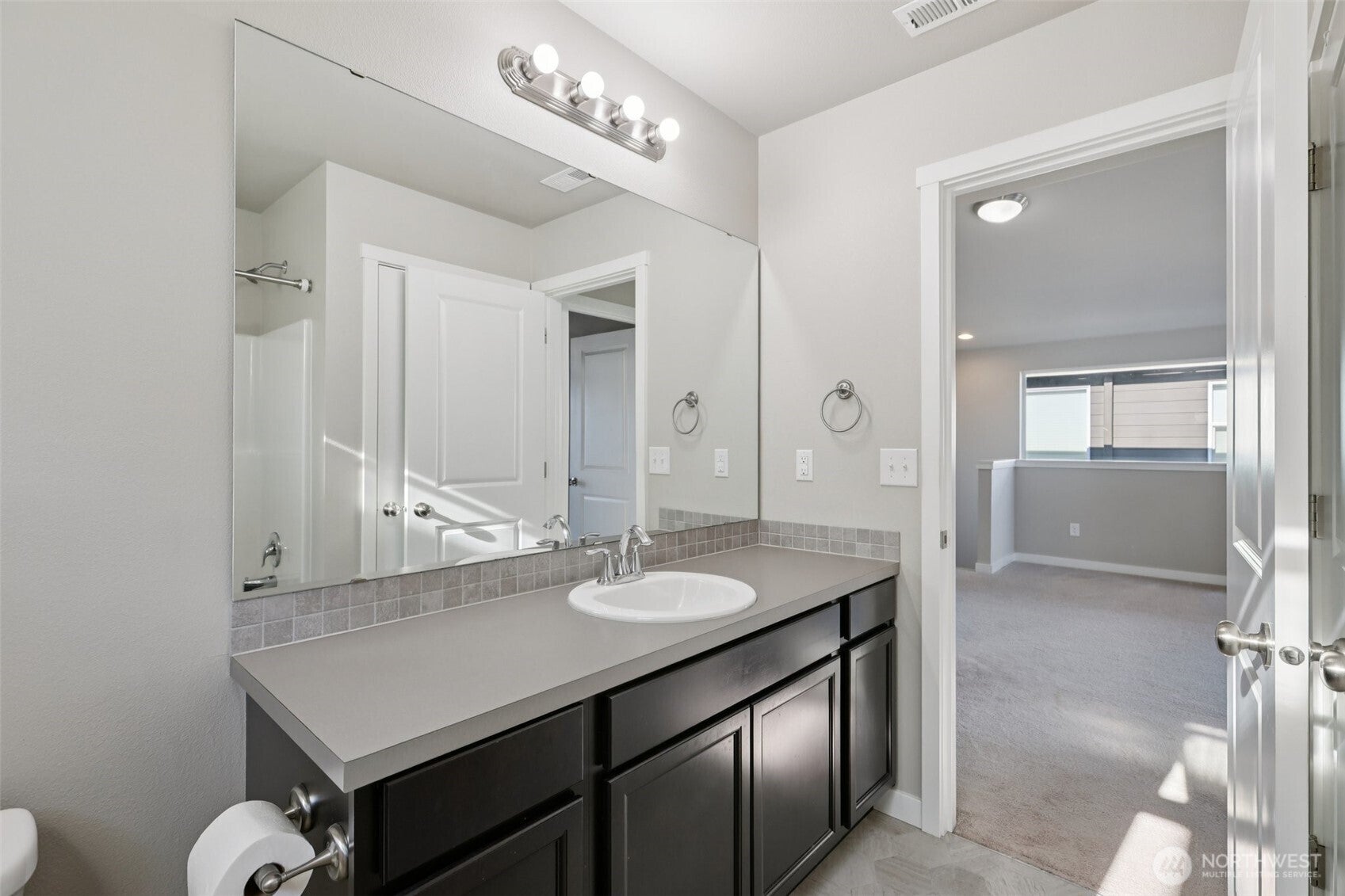 Marysville, Washington, 98271, United States, 3 Bedrooms Bedrooms, ,3 BathroomsBathrooms,Residential,For Sale,1894343