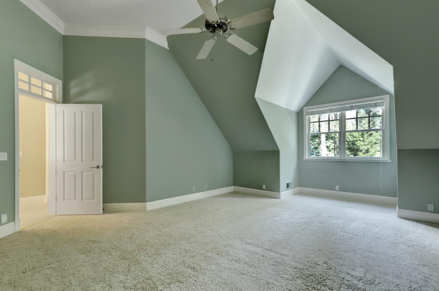 Nevada City, California, 95959, United States, 4 Bedrooms Bedrooms, ,6 BathroomsBathrooms,Residential,For Sale,2009242