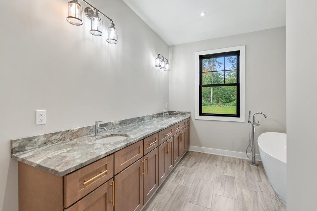 Harbor Springs, Michigan, 49740, United States, 3 Bedrooms Bedrooms, ,2 BathroomsBathrooms,Residential,For Sale,1991067