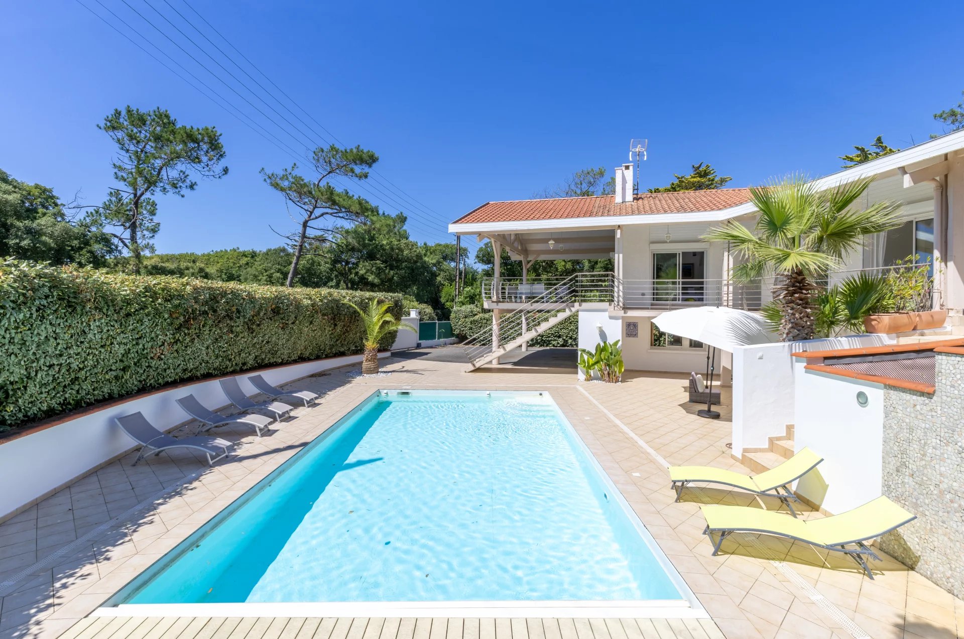 Hossegor, New Aquitaine, 40150, FR, 5 Bedrooms Bedrooms, ,3 BathroomsBathrooms,Residential,For Sale,1997300