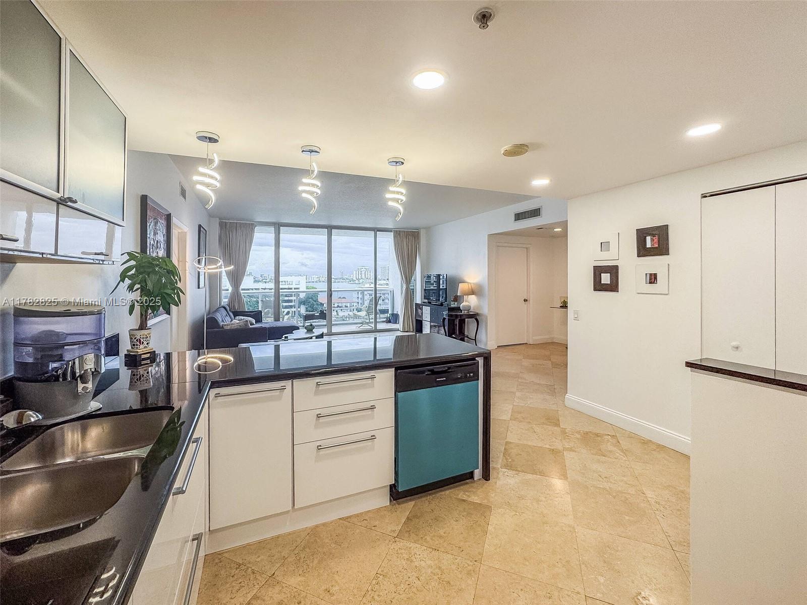 North Bay Village, Florida, 33141, United States, 2 Bedrooms Bedrooms, ,2 BathroomsBathrooms,Residential,For Sale,1878649