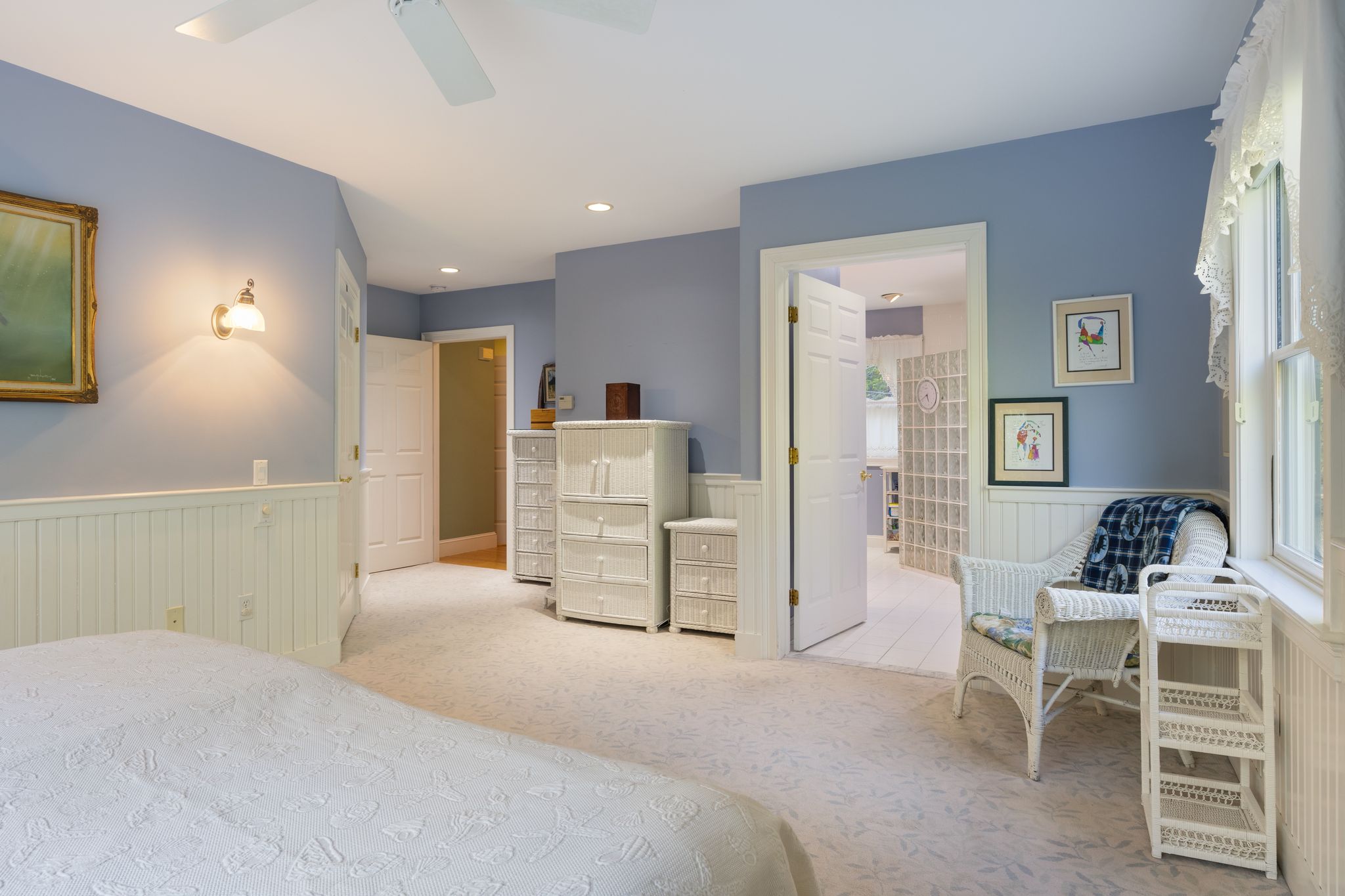 Eliot, Maine, 03903, United States, 3 Bedrooms Bedrooms, ,3 BathroomsBathrooms,Residential,For Sale,1921427