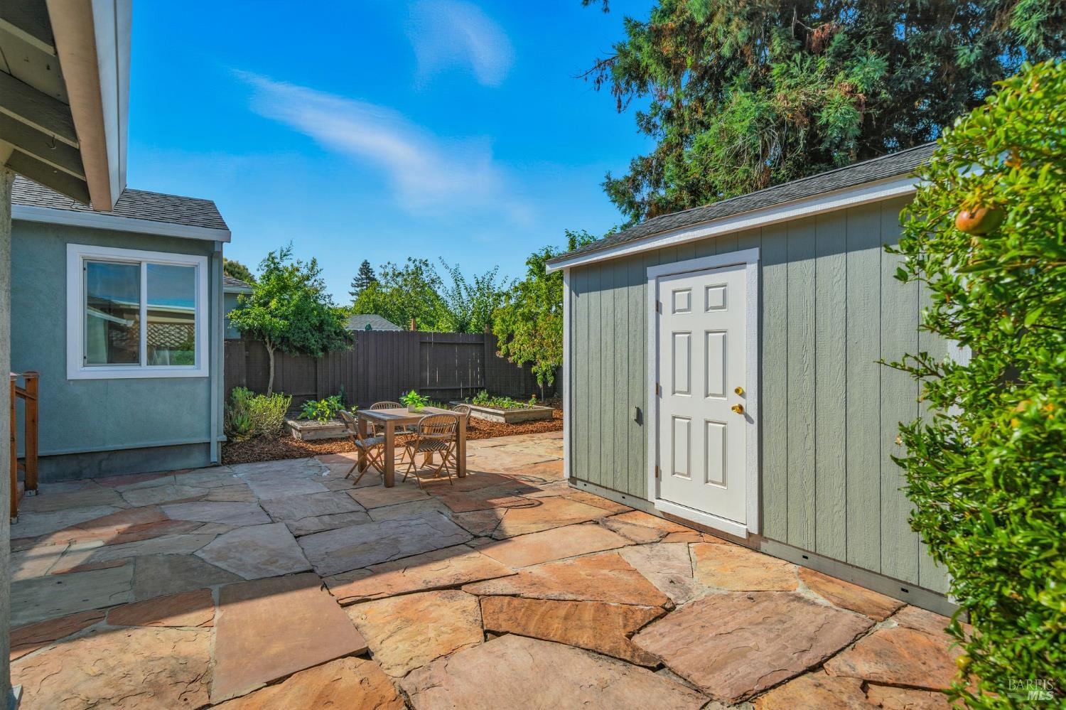 Petaluma, California, 94952, United States, 2 Bedrooms Bedrooms, ,1 BathroomBathrooms,Residential,For Sale,1934208