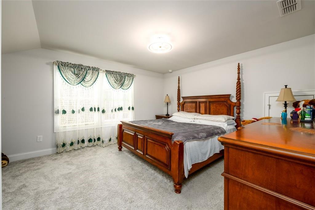 Cumming, Georgia, 30028, United States, 4 Bedrooms Bedrooms, ,3 BathroomsBathrooms,Residential,For Sale,1840509