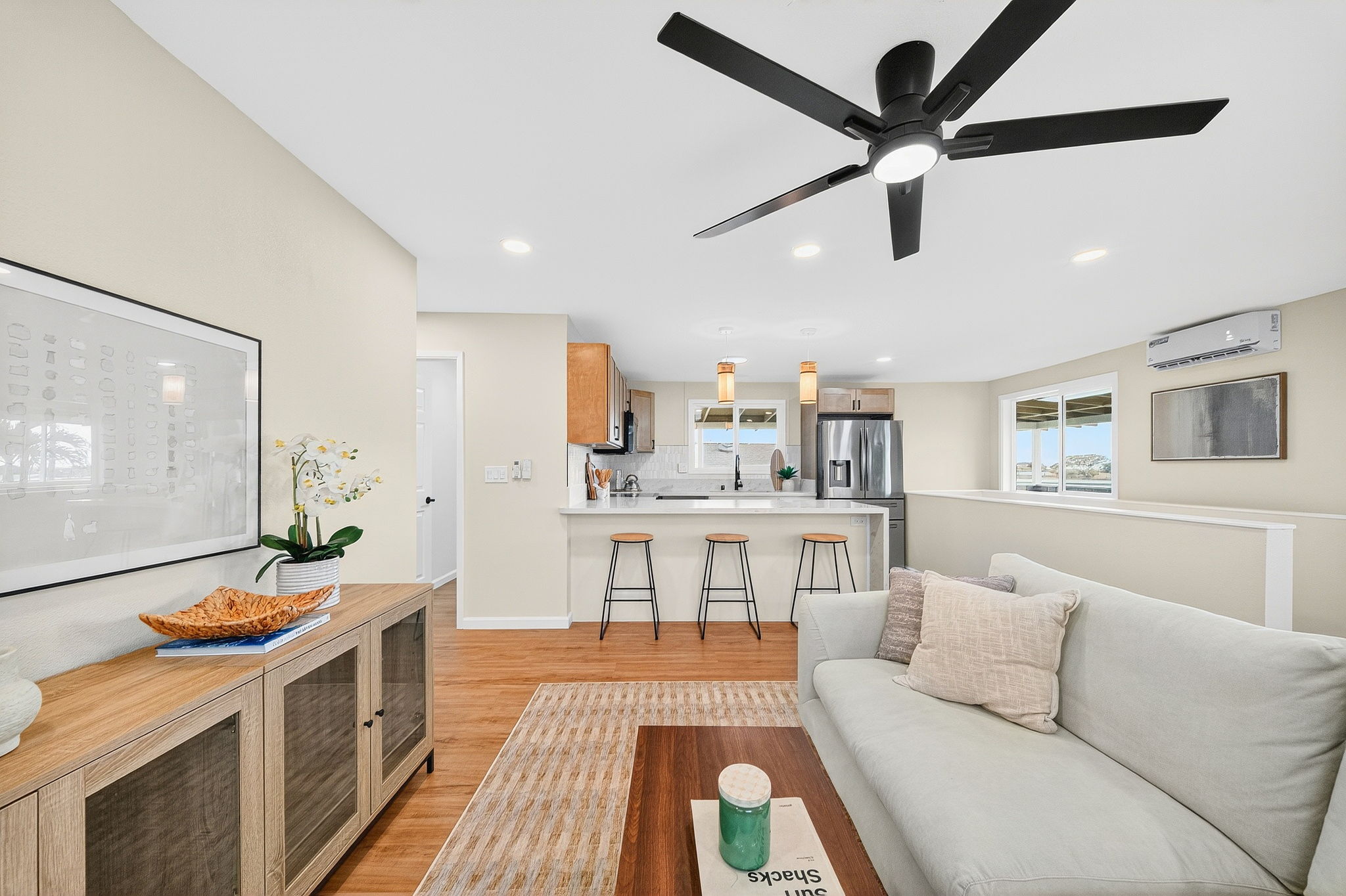 Honolulu, Hawaii, 96818, United States, 4 Bedrooms Bedrooms, ,4 BathroomsBathrooms,Residential,For Sale,2007893