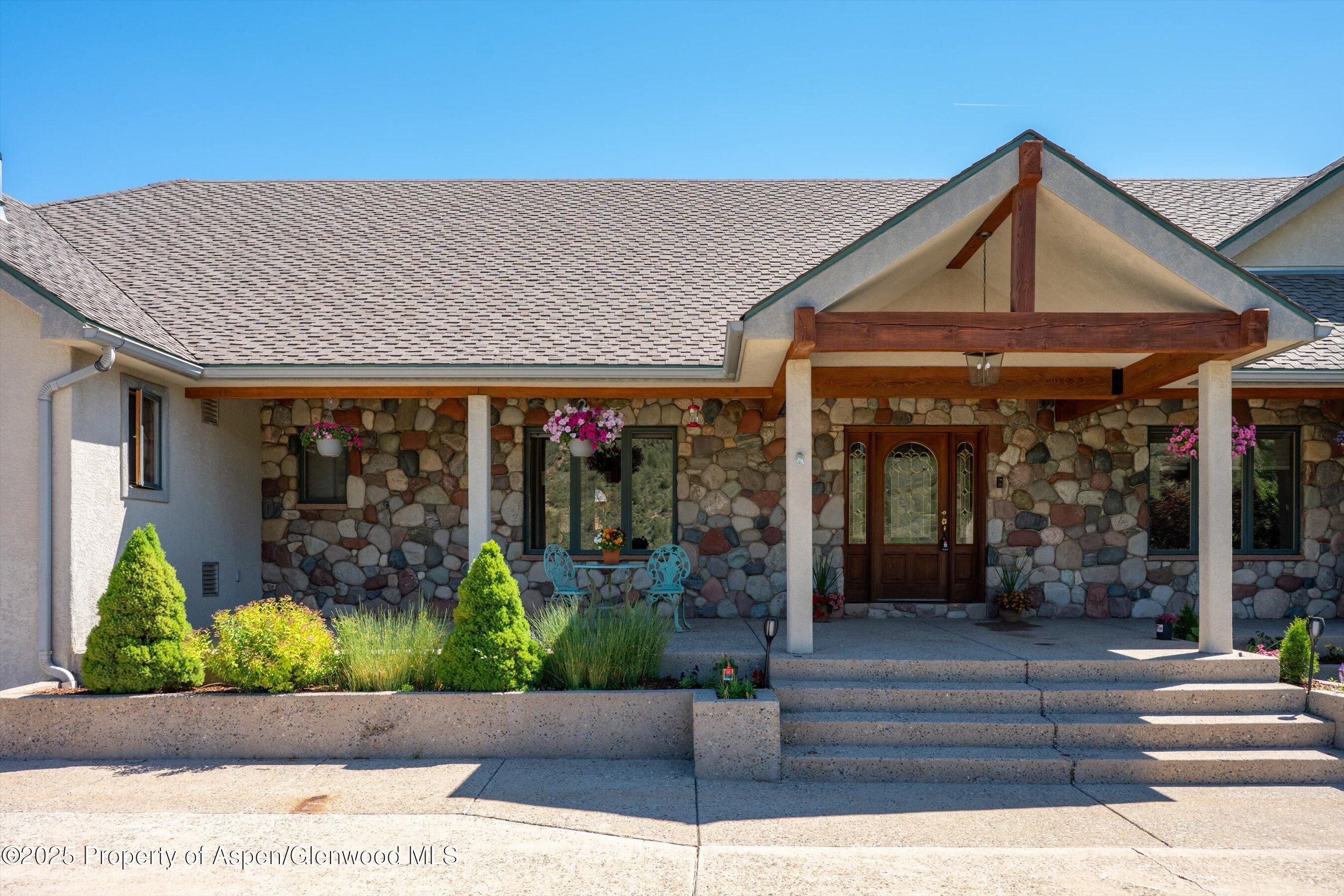 Glenwood Springs, Colorado, 81601, United States, 4 Bedrooms Bedrooms, ,5 BathroomsBathrooms,Residential,For Sale,1804908