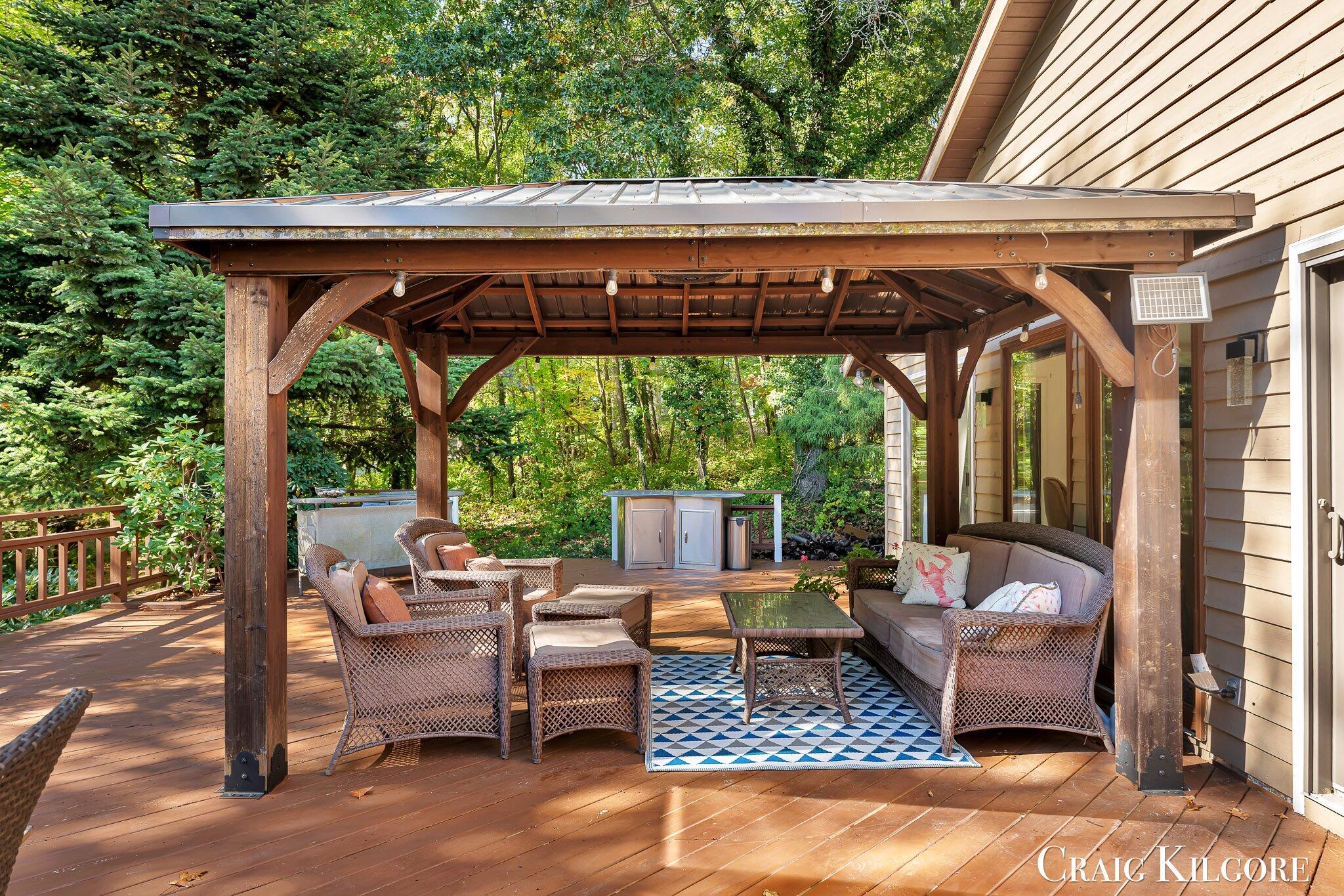 Spring Lake, Michigan, 49456, United States, 2 Bedrooms Bedrooms, ,3 BathroomsBathrooms,Residential,For Sale,2003157