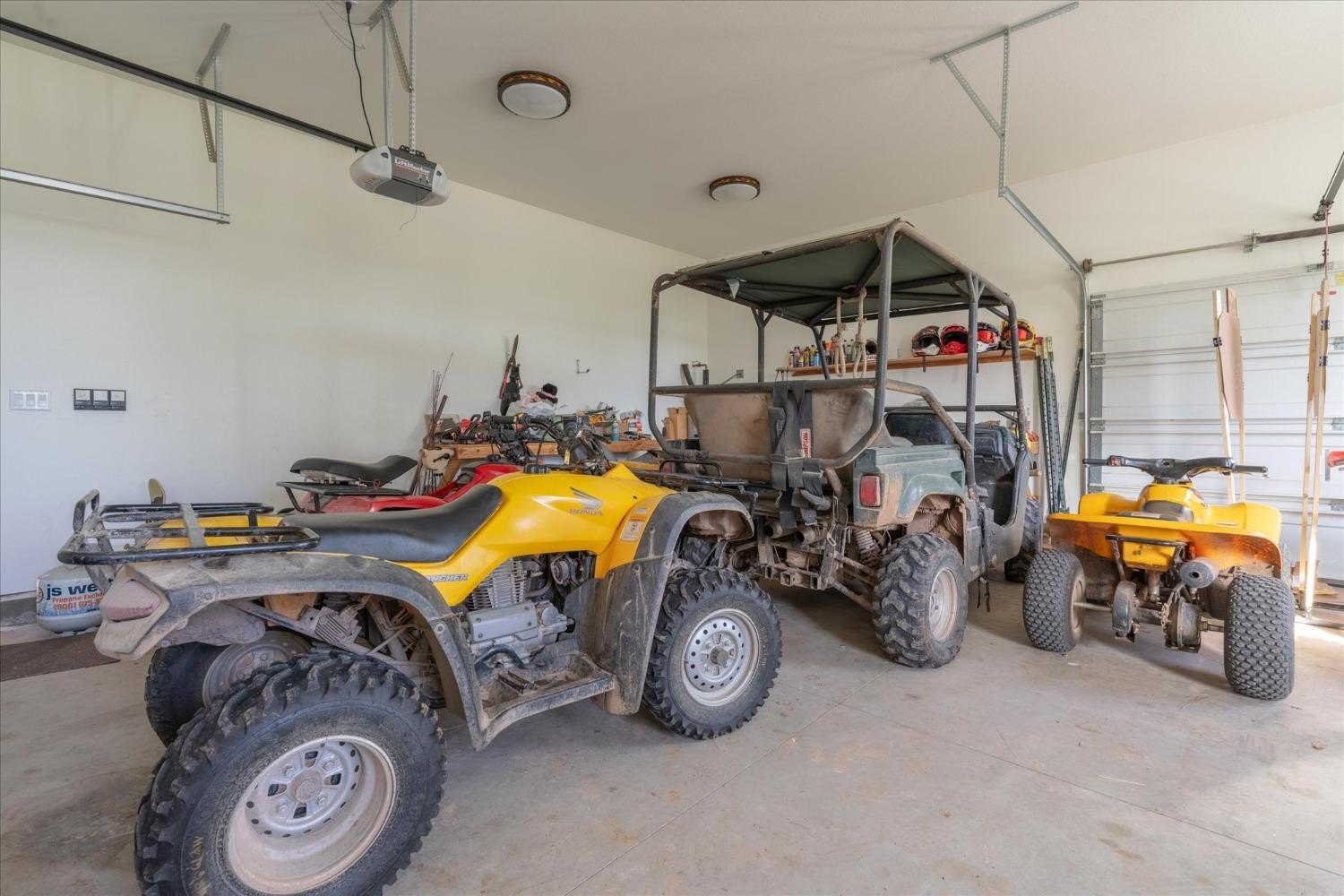 Angels Camp, California, 95222, United States, 4 Bedrooms Bedrooms, ,3 BathroomsBathrooms,Residential,For Sale,1990494