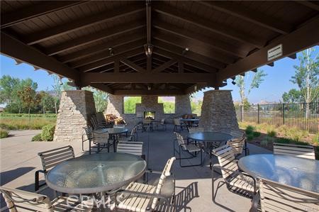 Lake Elsinore, California, 92532, United States, 4 Bedrooms Bedrooms, ,3 BathroomsBathrooms,Residential,For Sale,1955180