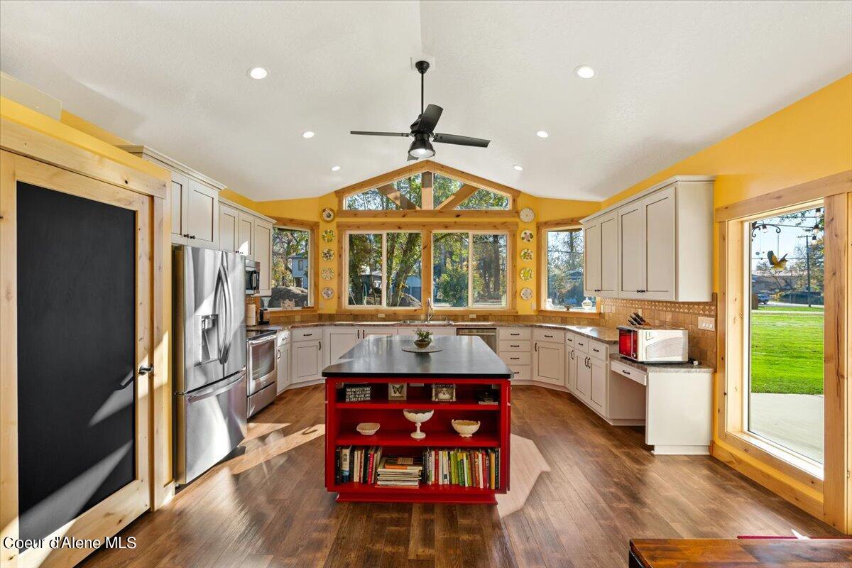 8047 W Post Street, Rathdrum, Idaho, 83858, United States, 3 Bedrooms Bedrooms, ,2 BathroomsBathrooms,Residential,For Sale,8047 W Post Street ,1626600