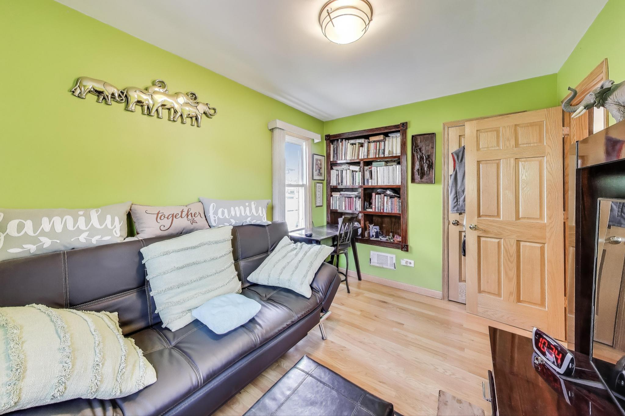 Harwood Heights, Illinois, 60706, United States, 2 Bedrooms Bedrooms, ,Residential,For Sale,1928738