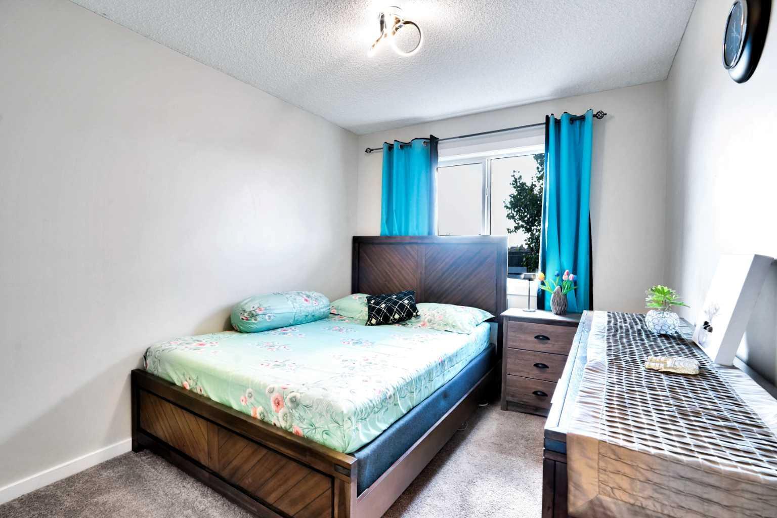 CALGARY, Alberta, T3M 0N7, CA, 4 Bedrooms Bedrooms, ,4 BathroomsBathrooms,Residential,For Sale,1908583