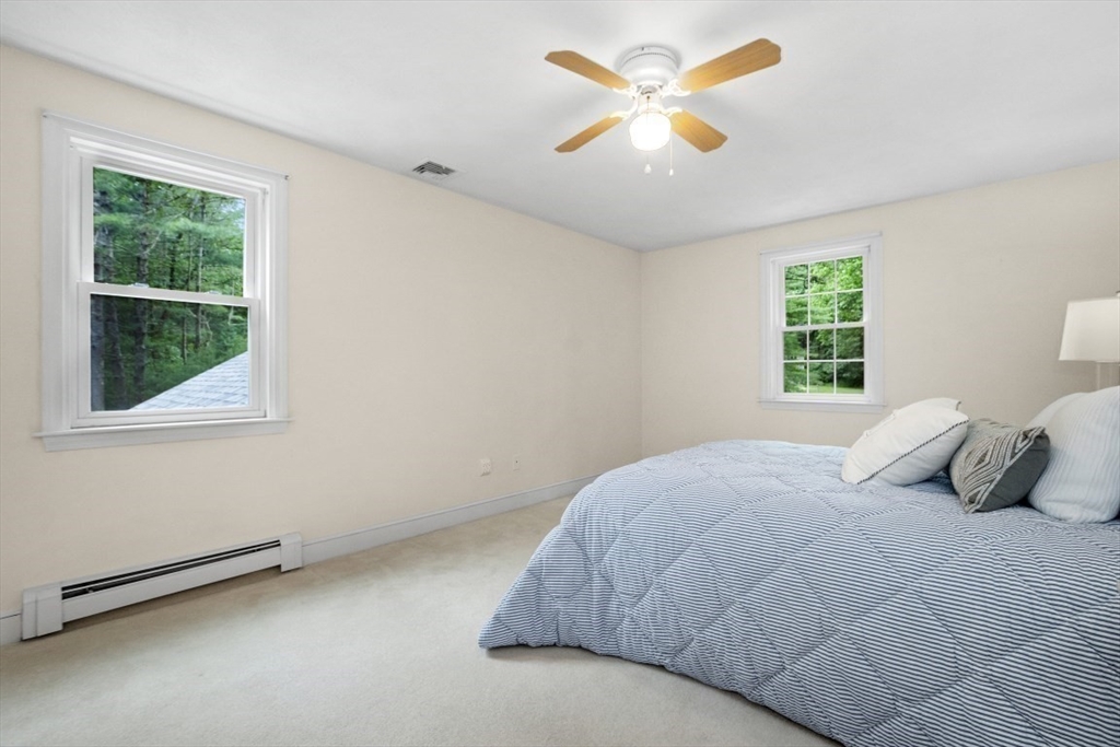 Rowley, Massachusetts, 01969, United States, 4 Bedrooms Bedrooms, ,3 BathroomsBathrooms,Residential,For Sale,1867579