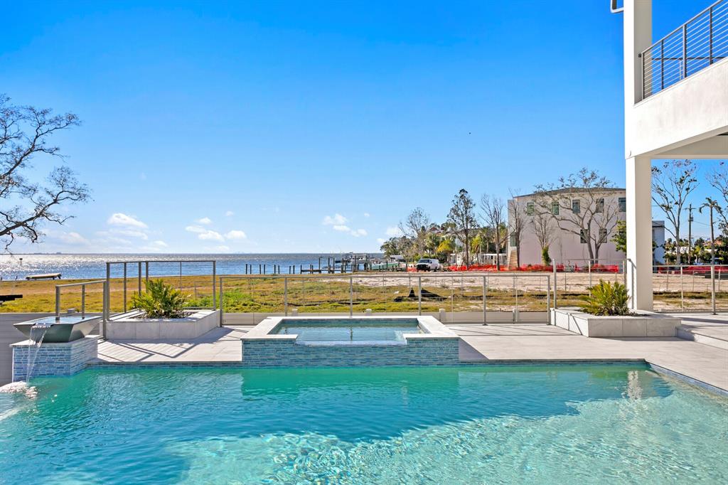 5032 W Longfellow Avenue, Tampa, Florida, 33629, United States, 5 Bedrooms Bedrooms, ,8 BathroomsBathrooms,Residential,For Sale,5032 W Longfellow Avenue,1414104