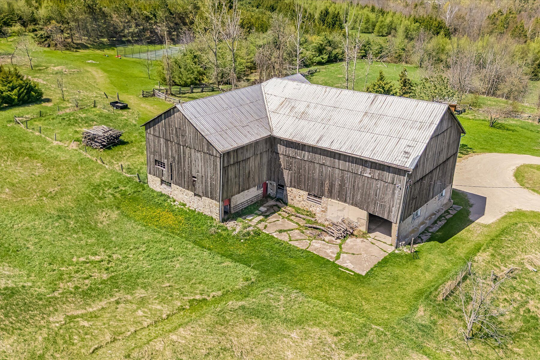  88-Acre Mulmur Estate - 物件實景