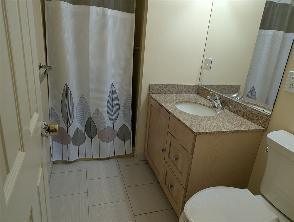 Watertown, Massachusetts, 02472, United States, 2 Bedrooms Bedrooms, ,2 BathroomsBathrooms,Residential,For Sale,1969435