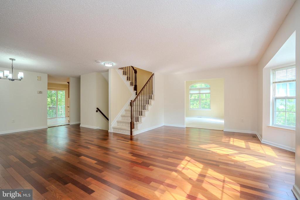 Princeton, New Jersey, 08540, United States, 4 Bedrooms Bedrooms, ,4 BathroomsBathrooms,Residential,For Sale,1938433