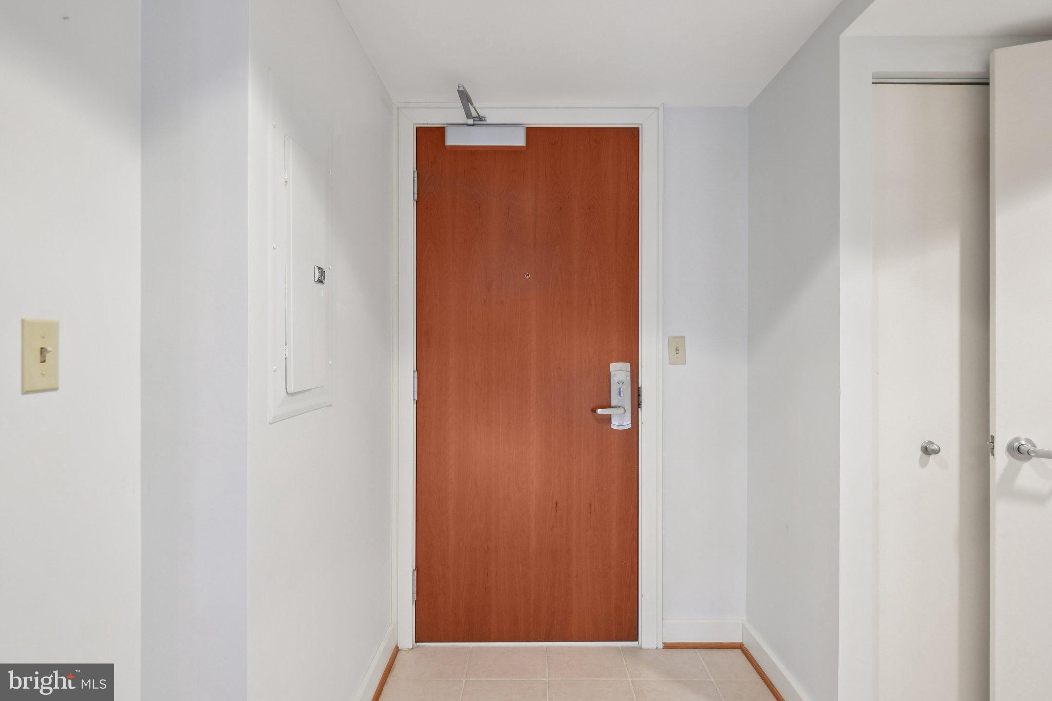 Washington, District of Columbia, 20005, United States, 2 Bedrooms Bedrooms, ,2 BathroomsBathrooms,Residential,For Sale,1976159