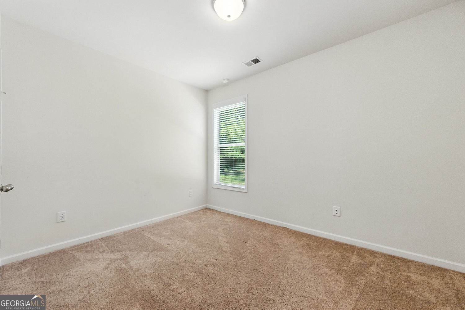 Suwanee, Georgia, 30024, United States, 5 Bedrooms Bedrooms, ,3 BathroomsBathrooms,Residential,For Sale,1867941