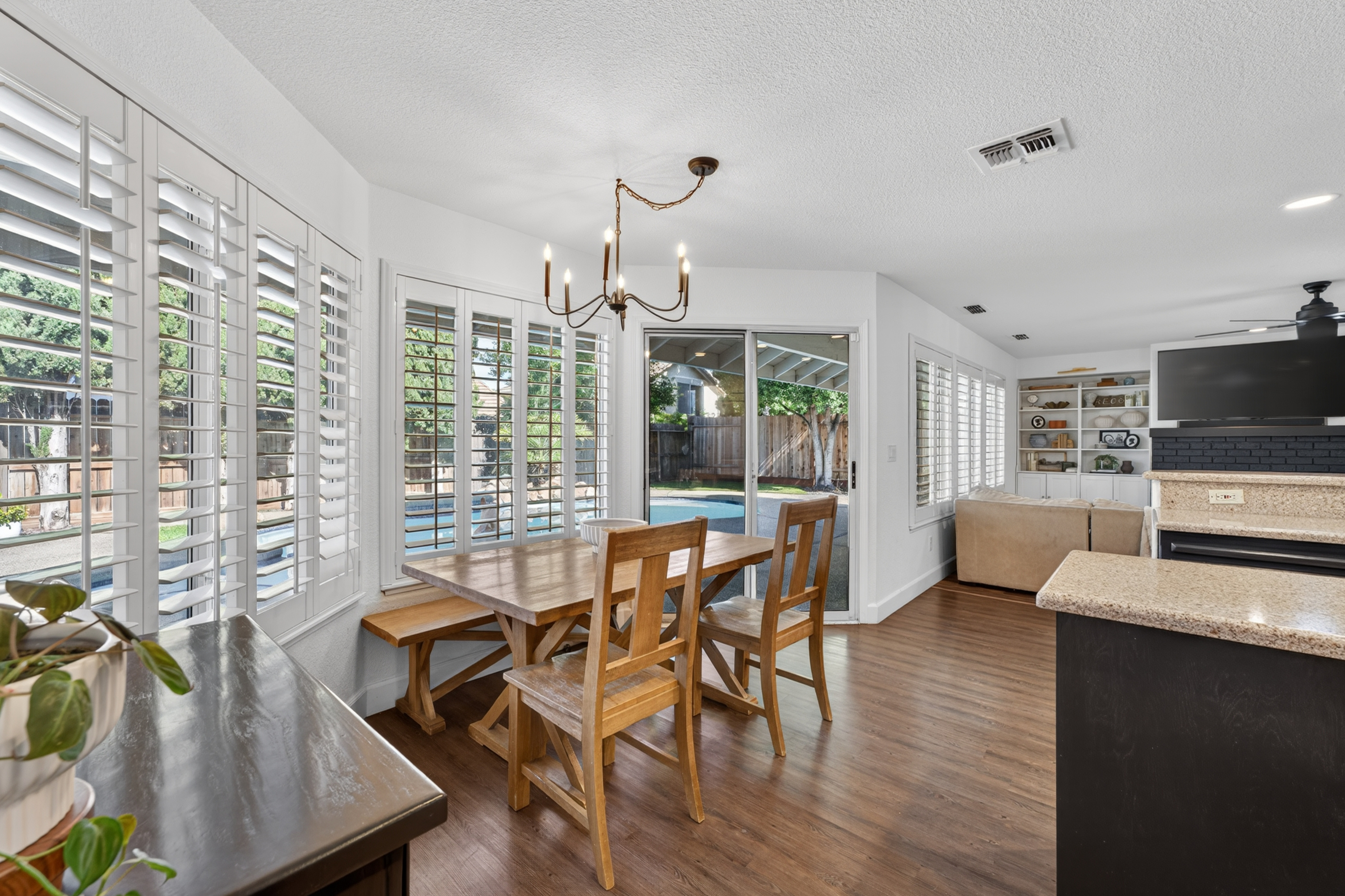  5723 Crown Court, Rocklin, CA 95677 - 物件實景