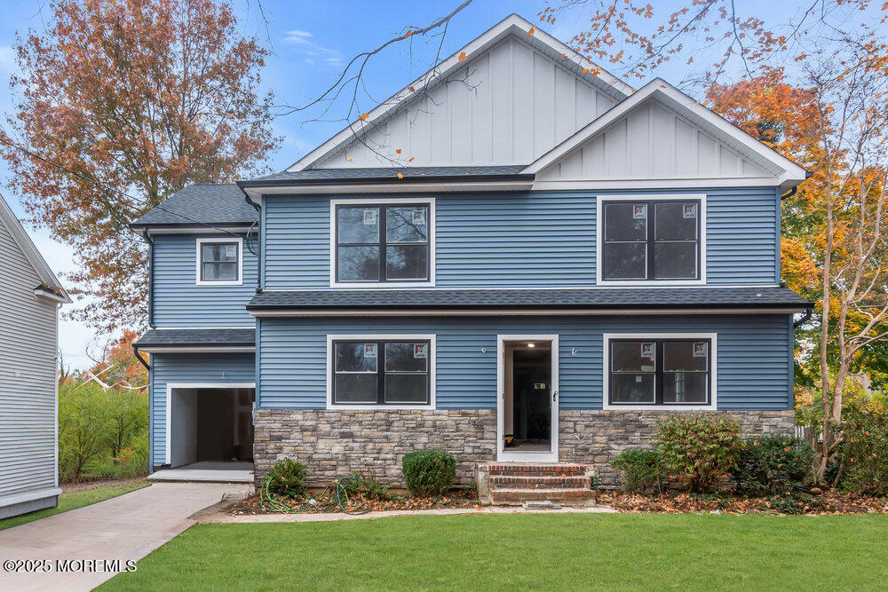 Shrewsbury Boro, New Jersey, 07702, United States, 4 Bedrooms Bedrooms, ,3 BathroomsBathrooms,Residential,For Sale,1991945