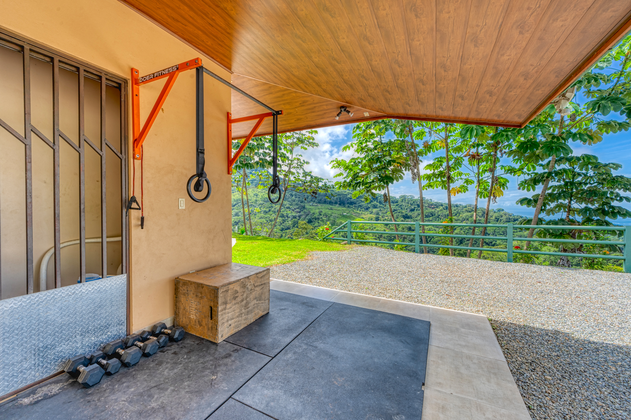 Uvita, Puntarenas, CR, 2 Bedrooms Bedrooms, ,2 BathroomsBathrooms,Residential,For Sale,1617213