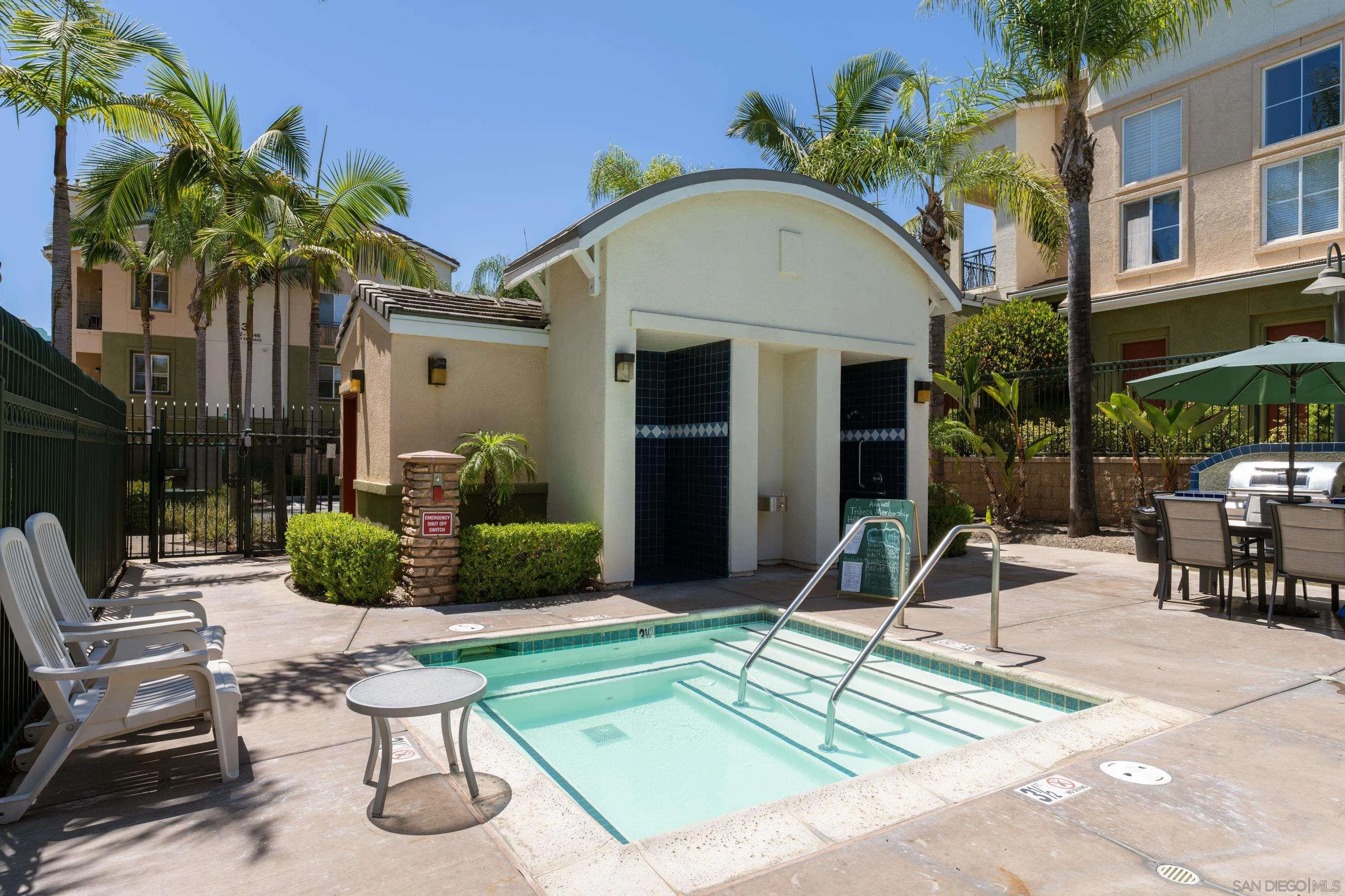 San Diego, California, 92123, United States, 2 Bedrooms Bedrooms, ,2 BathroomsBathrooms,Residential,For Sale,1939534
