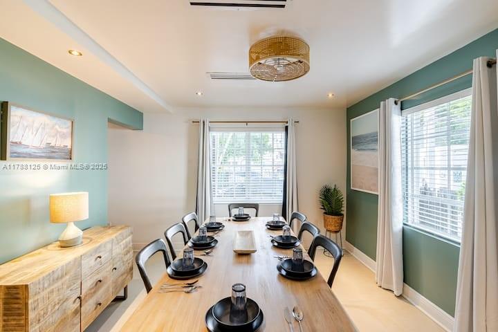 Miami Beach, Florida, 33139, United States, 5 Bedrooms Bedrooms, ,5 BathroomsBathrooms,Residential,For Sale,1785571