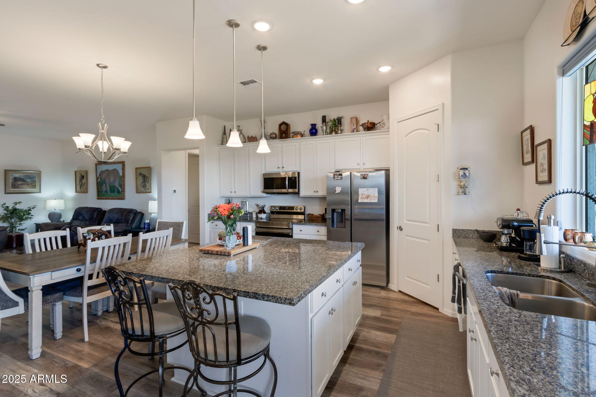 Rimrock, Arizona, 86335, United States, 3 Bedrooms Bedrooms, ,Residential,For Sale,1926996