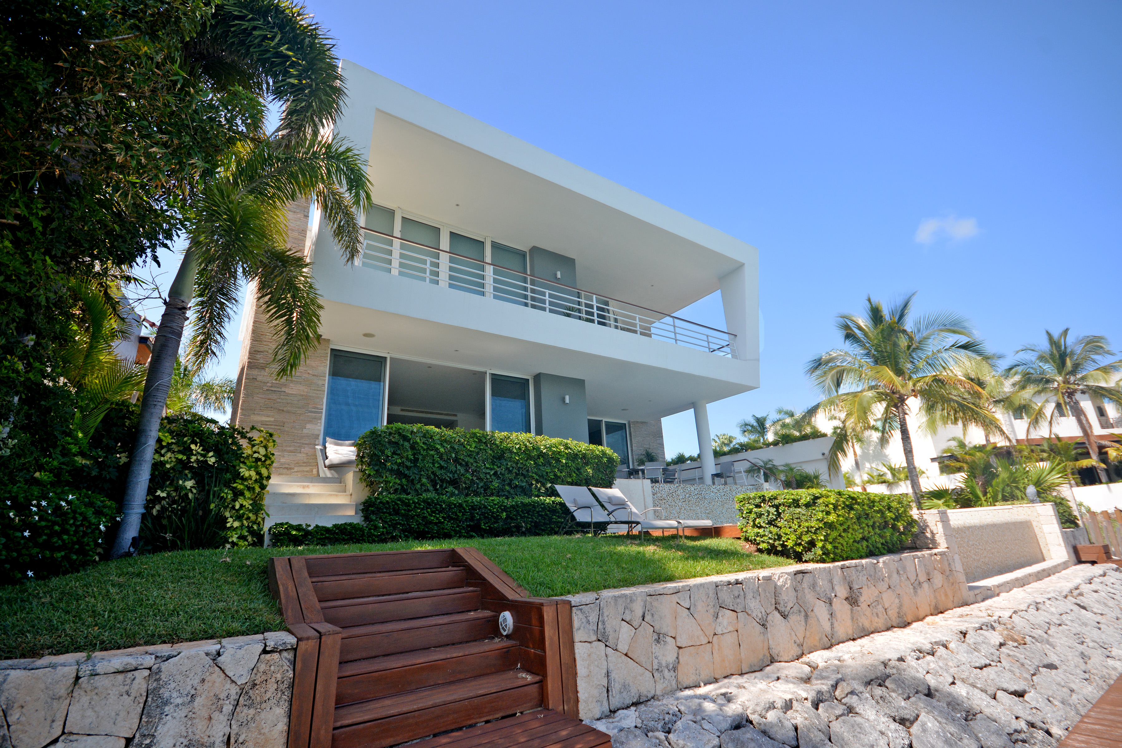  EXCLUSIVE RESIDENCE WITH PRIVATE DOCK - 物件實景