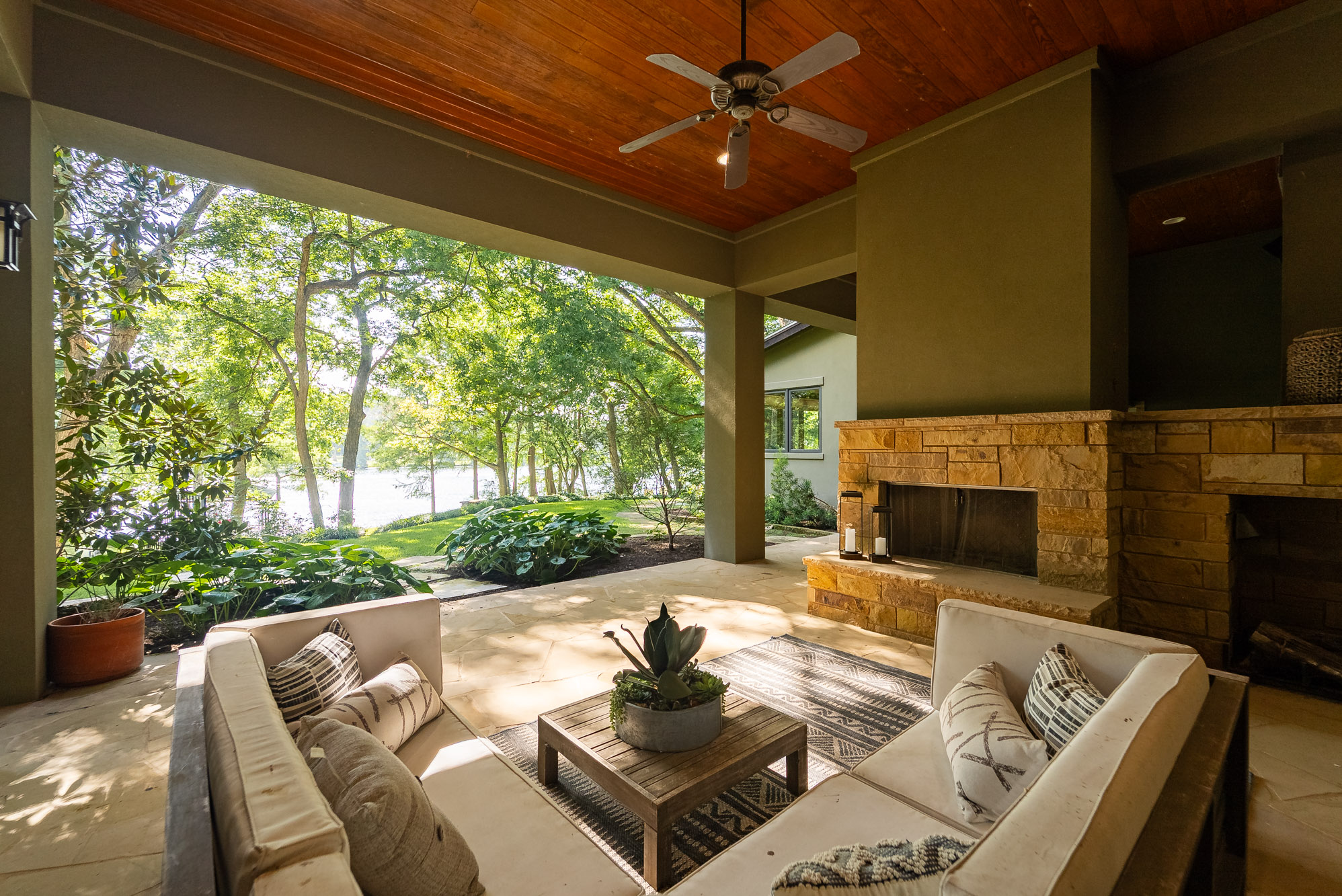  A Rare Lake Austin Estate Defined by Privacy and Natural Beauty - 物件實景