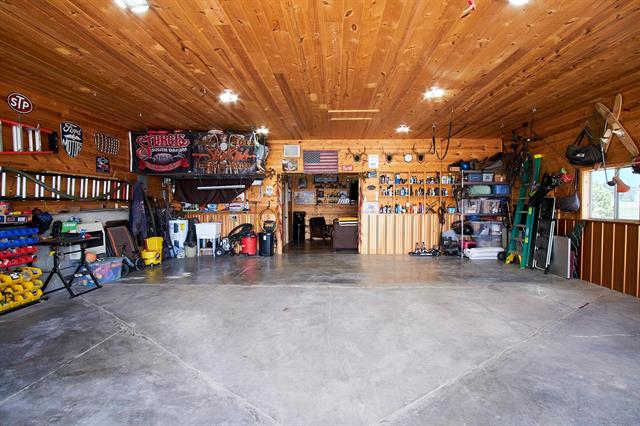 Hot Springs, South Dakota, 57747, United States, 3 Bedrooms Bedrooms, ,3 BathroomsBathrooms,Residential,For Sale,1924140