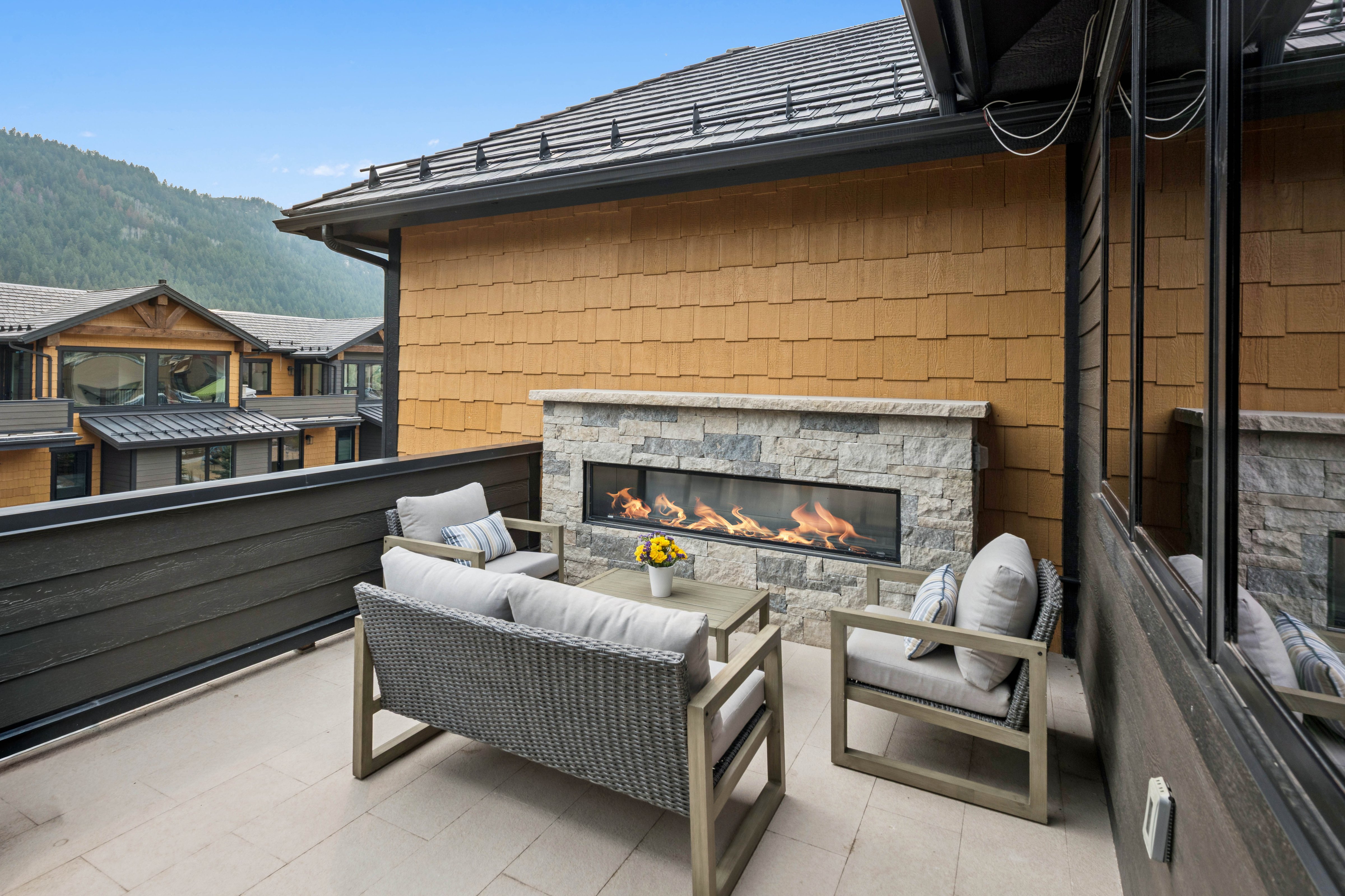  Contemporary architecture meets effortless mountain living at The Kestrel - 物件實景