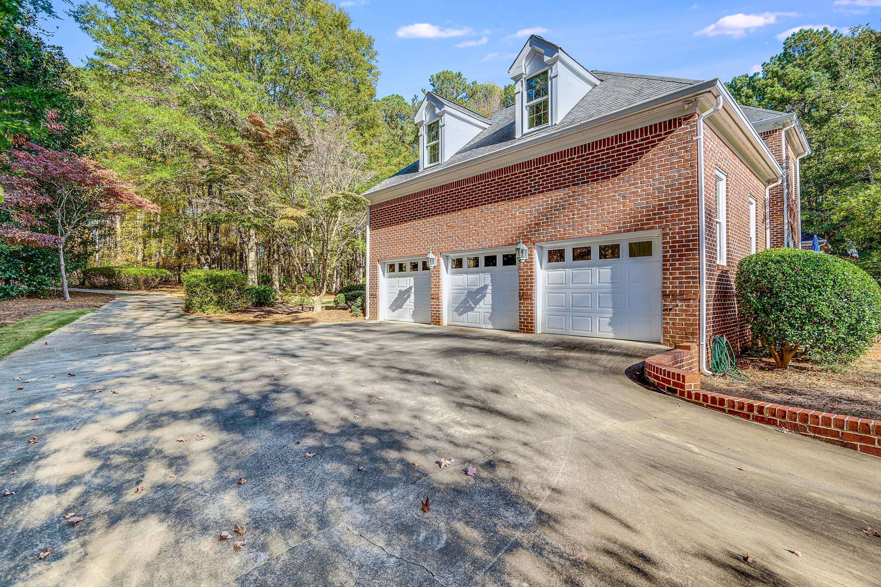  Elegant Georgian Estate on the Golf Course in White Oak Country Club - 物件實景