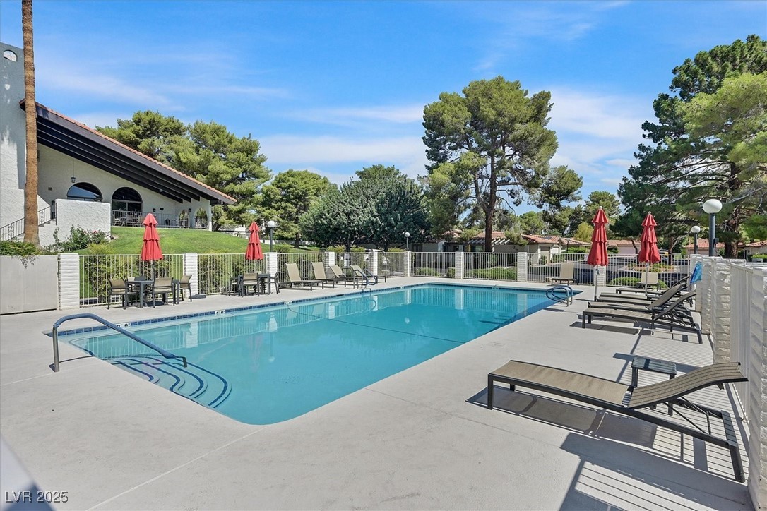 Las Vegas, Nevada, 89102, United States, 3 Bedrooms Bedrooms, ,2 BathroomsBathrooms,Residential,For Sale,1940412
