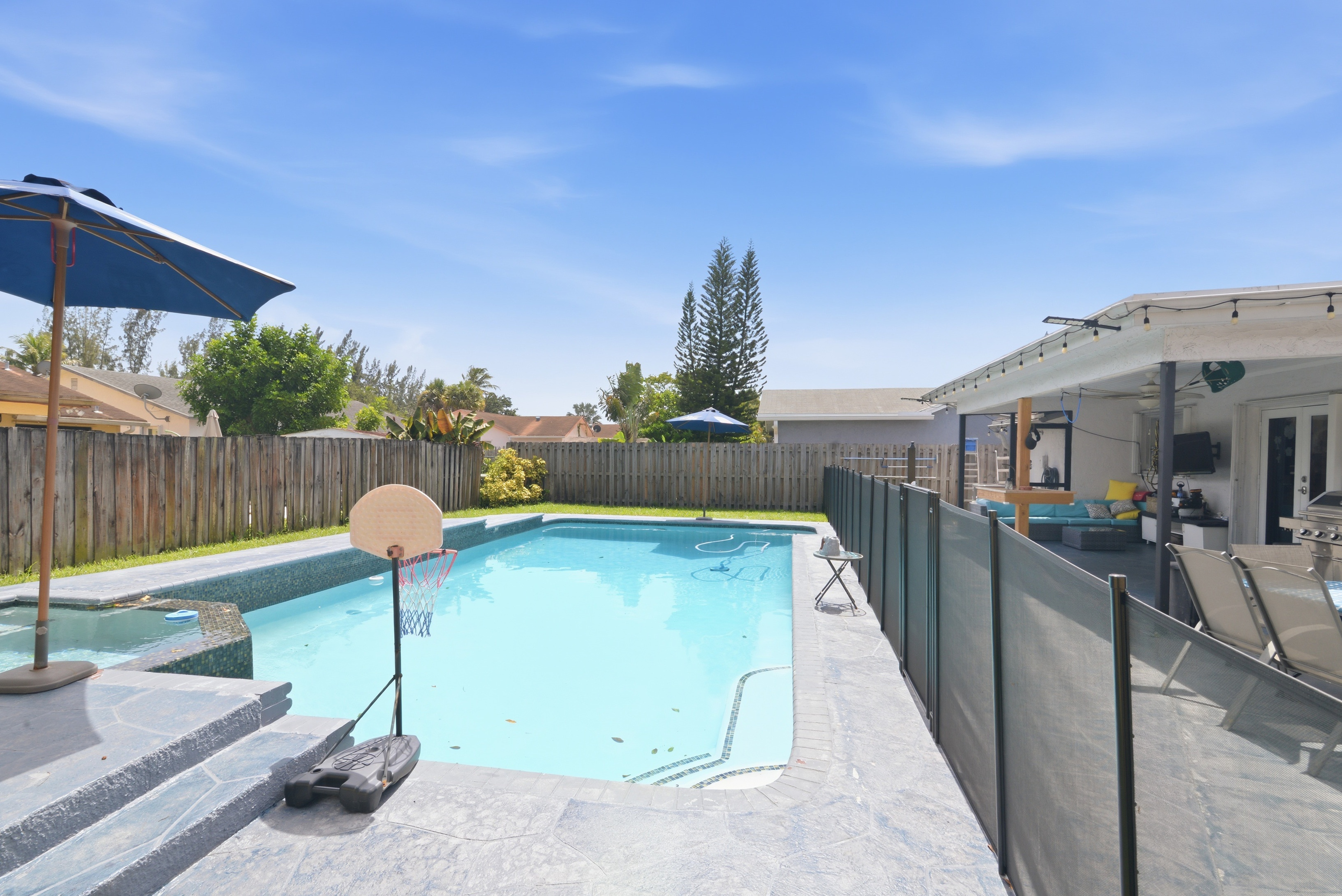  10960 NW 21st St, Sunrise, FL, 33322 - 物件實景