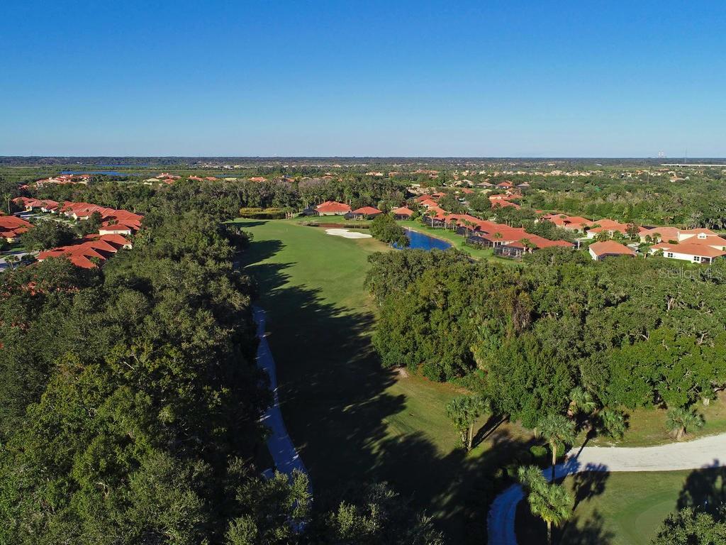Bradenton, Florida, 34212, United States, 3 Bedrooms Bedrooms, ,2 BathroomsBathrooms,Residential,For Sale,1906883