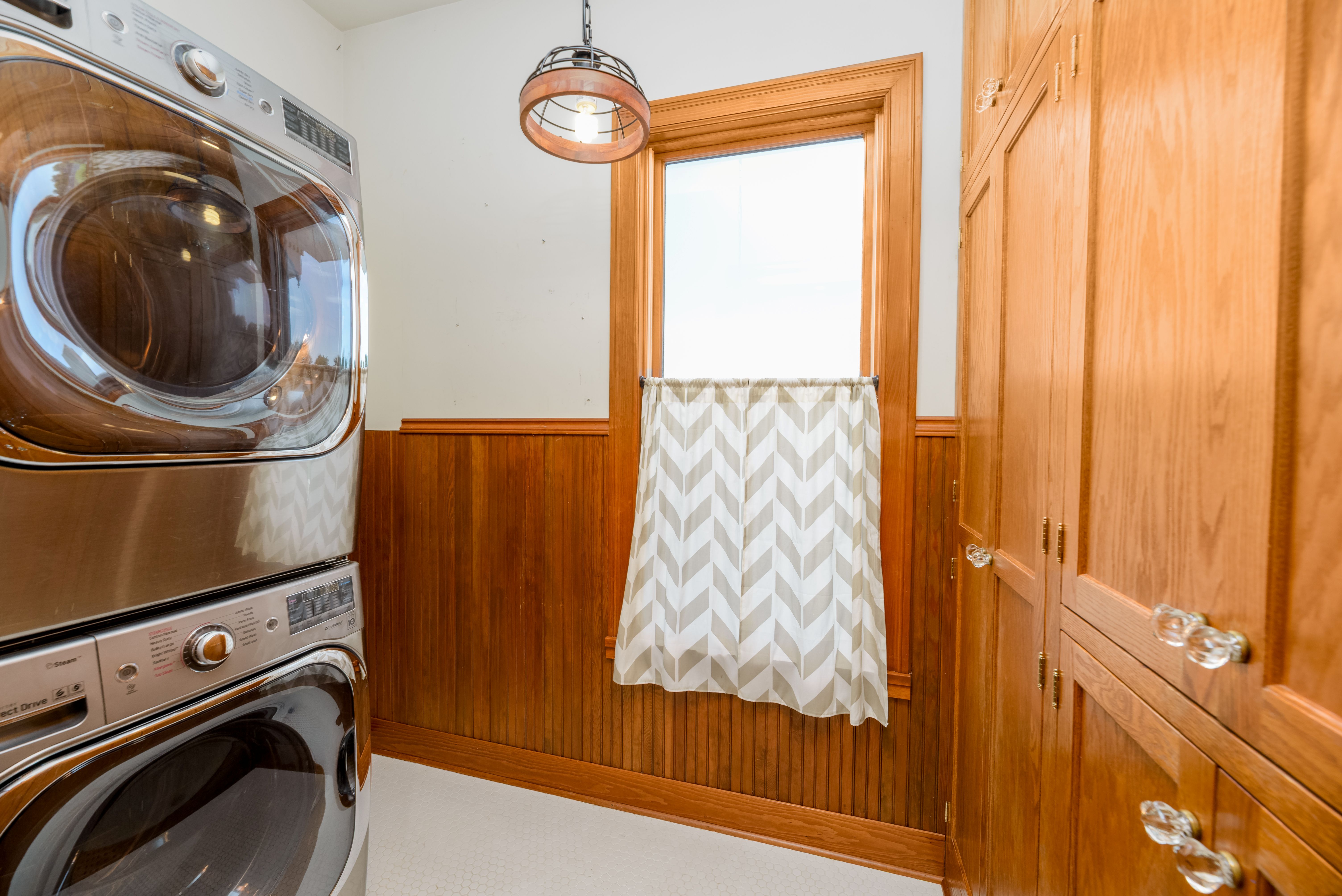 Moses Lake, Washington, 98837, United States, 3 Bedrooms Bedrooms, ,3 BathroomsBathrooms,Residential,For Sale,1980508