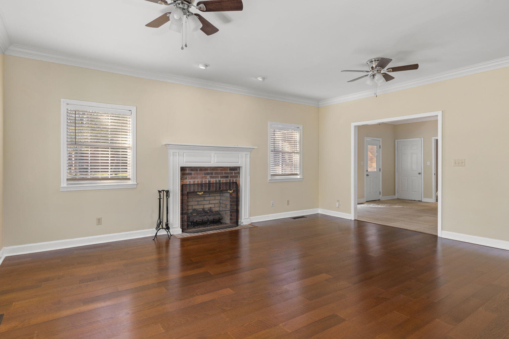 Belden, Mississippi, 38826, United States, 5 Bedrooms Bedrooms, ,4 BathroomsBathrooms,Residential,For Sale,2007757