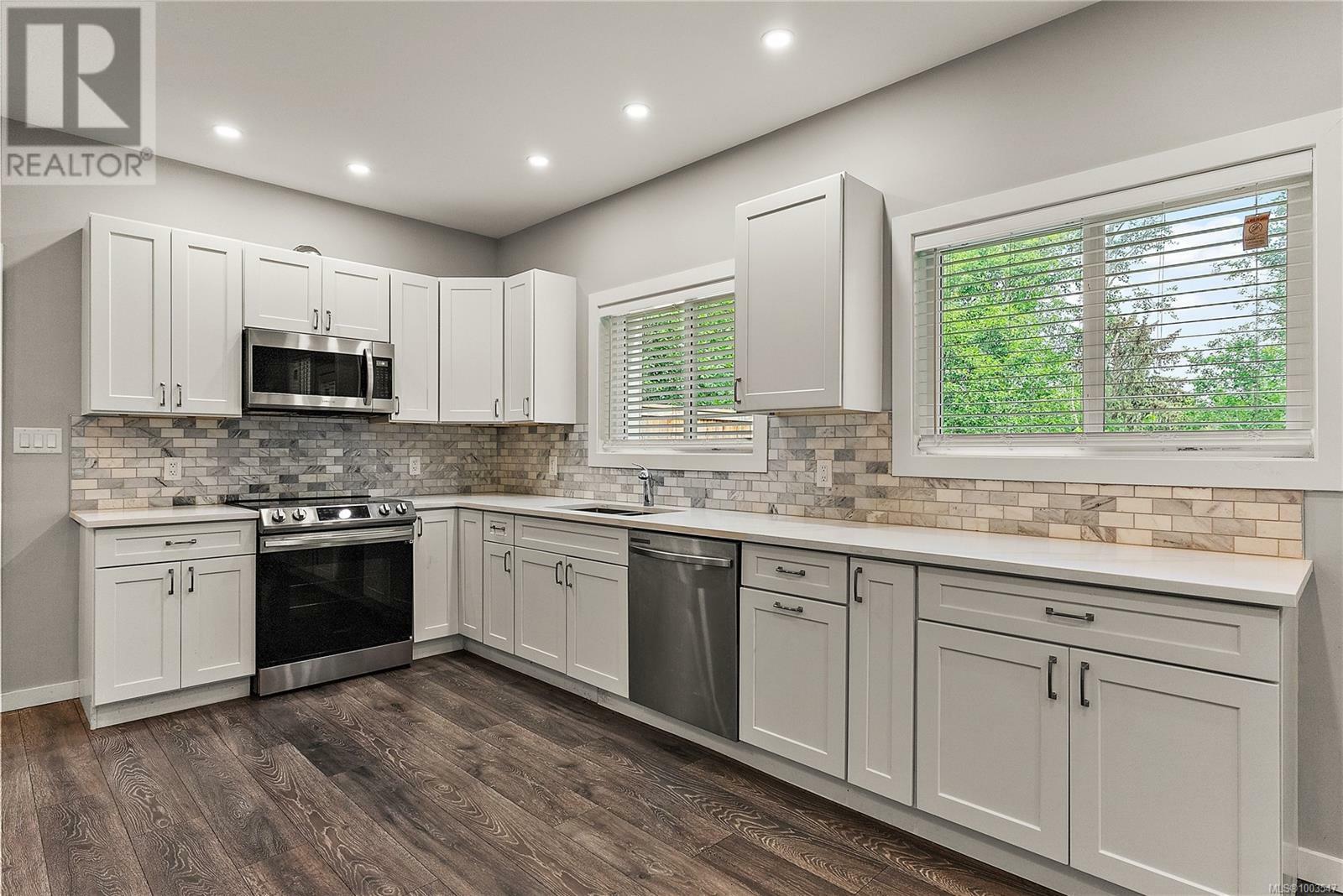 SOOKE, British Columbia, V9Z 1P6, CA, 5 Bedrooms Bedrooms, ,4 BathroomsBathrooms,Residential,For Sale,1875466