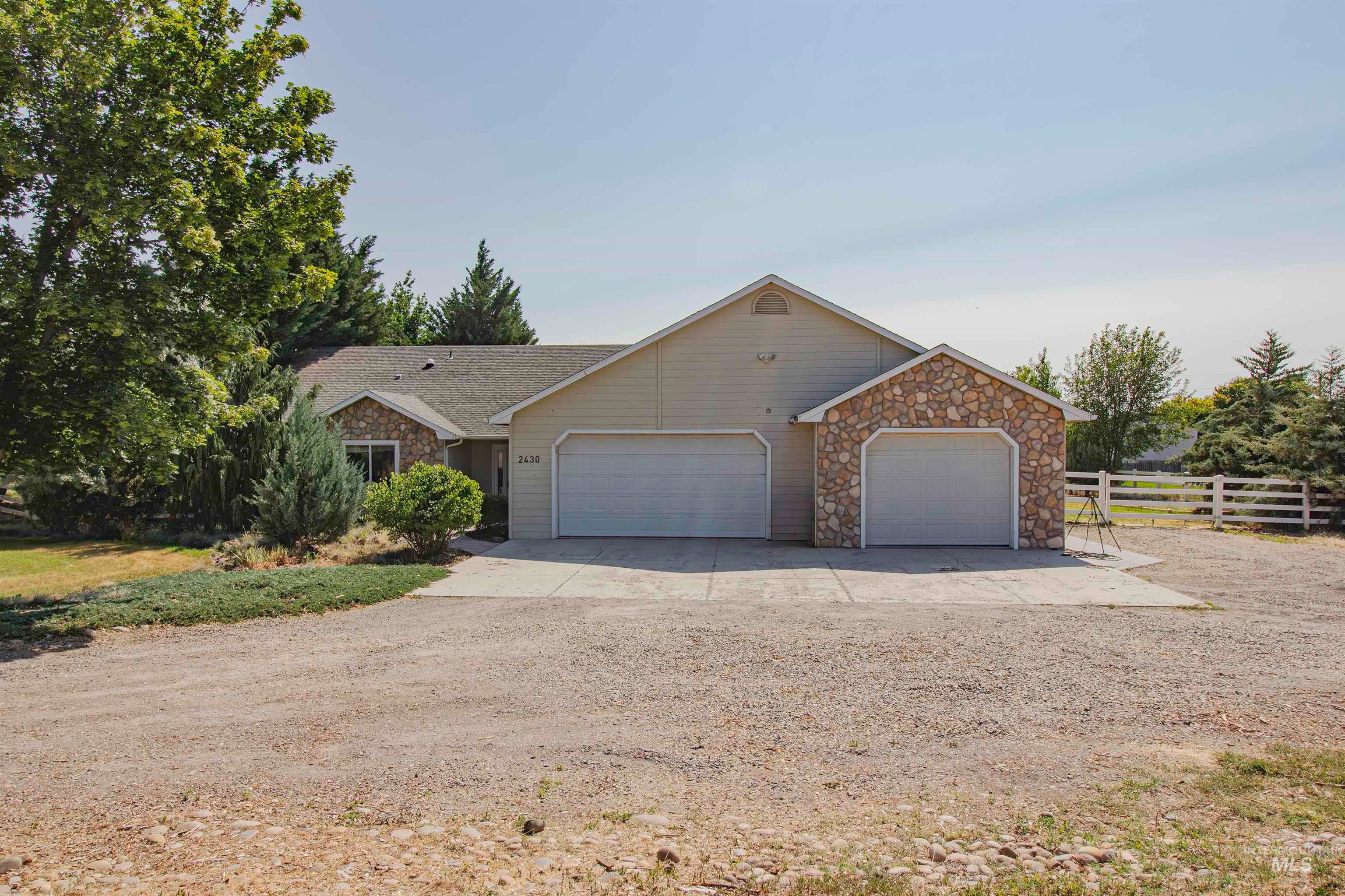 Ontario, Oregon, 97914, United States, 4 Bedrooms Bedrooms, ,3 BathroomsBathrooms,Residential,For Sale,1866488