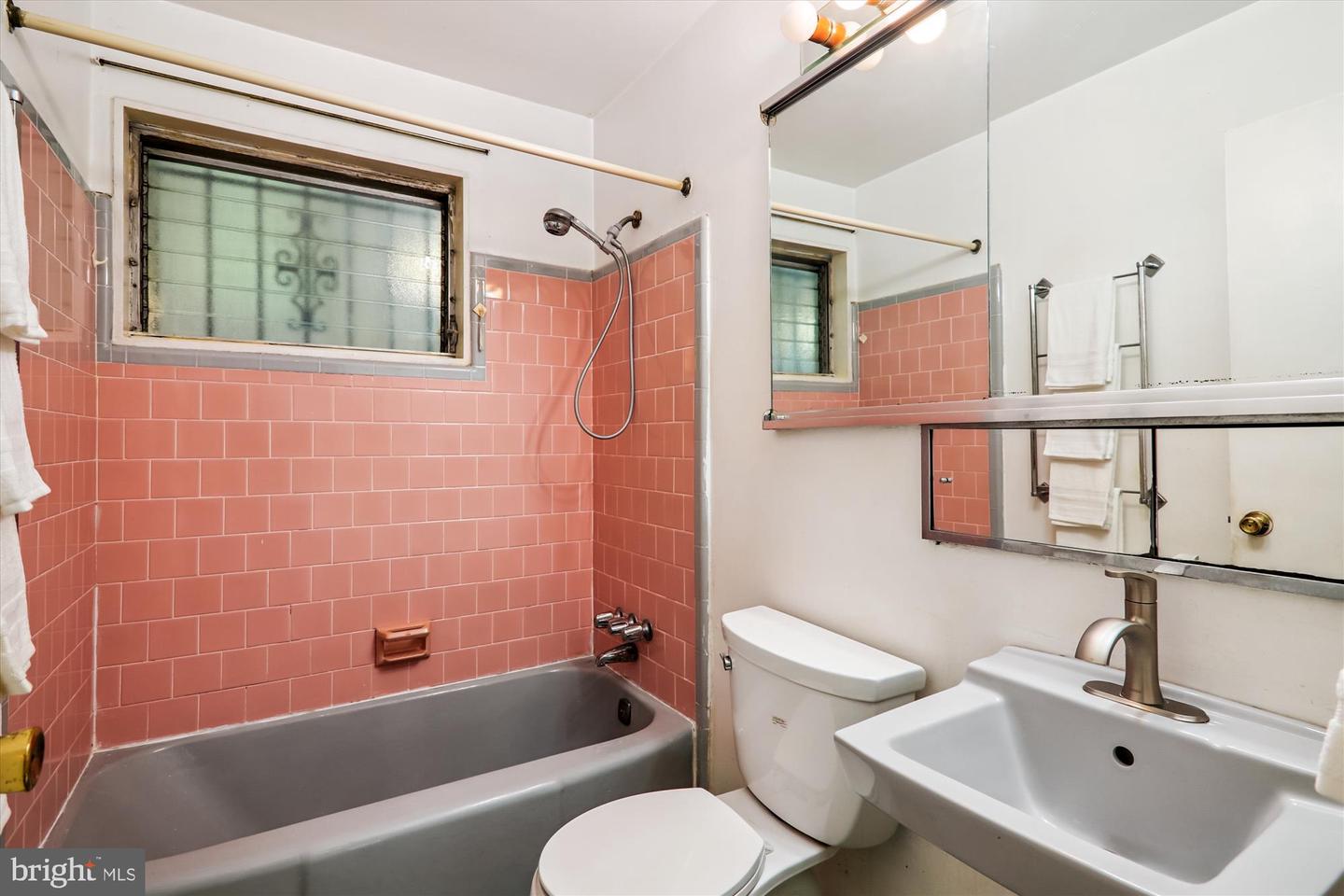 Silver Spring, Maryland, 20903, United States, 4 Bedrooms Bedrooms, ,2 BathroomsBathrooms,Residential,For Sale,1919736