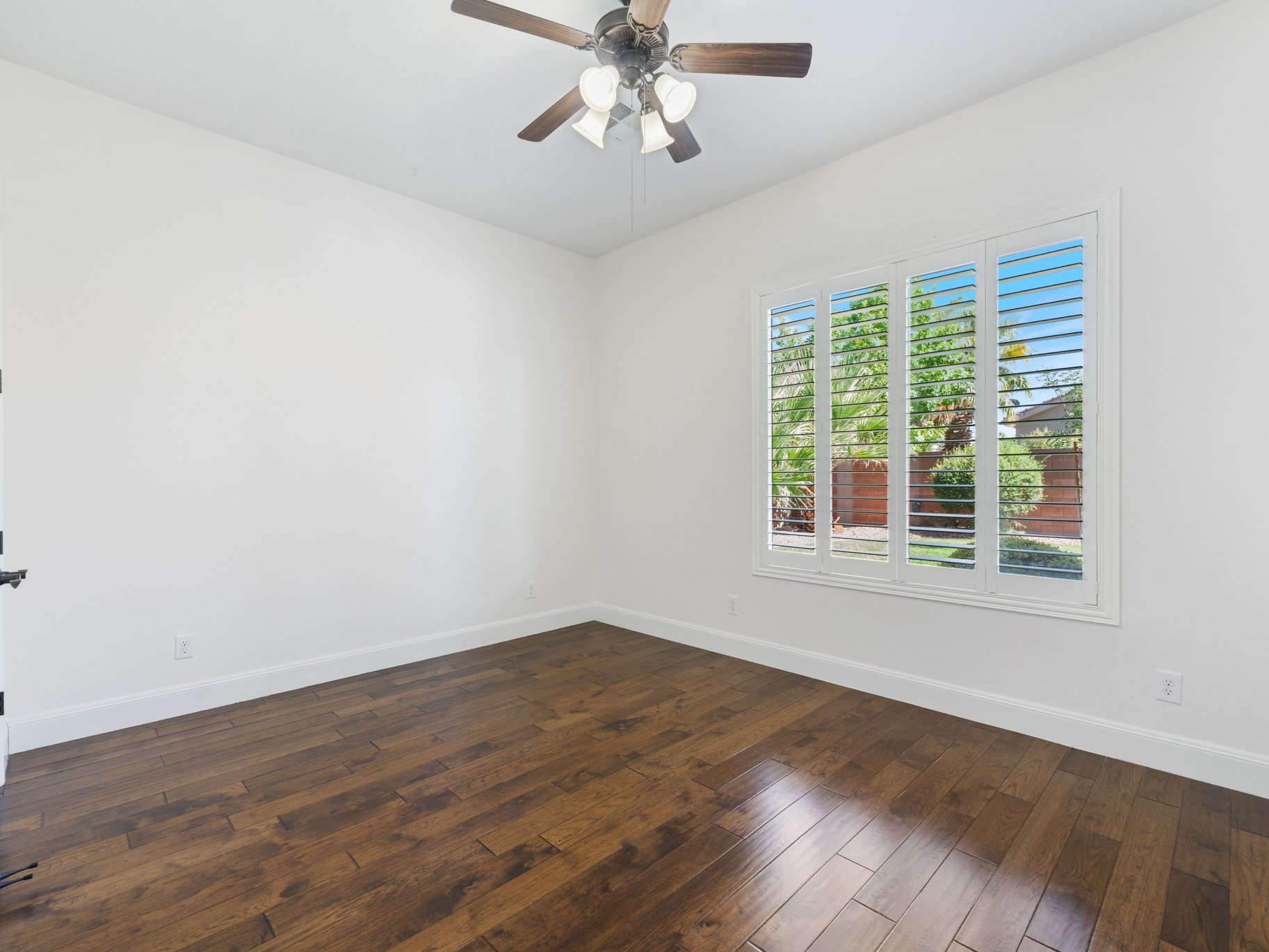  Single-Level Living with Private Pool & Rare 6-Car Garage in Green Springs - 物件實景