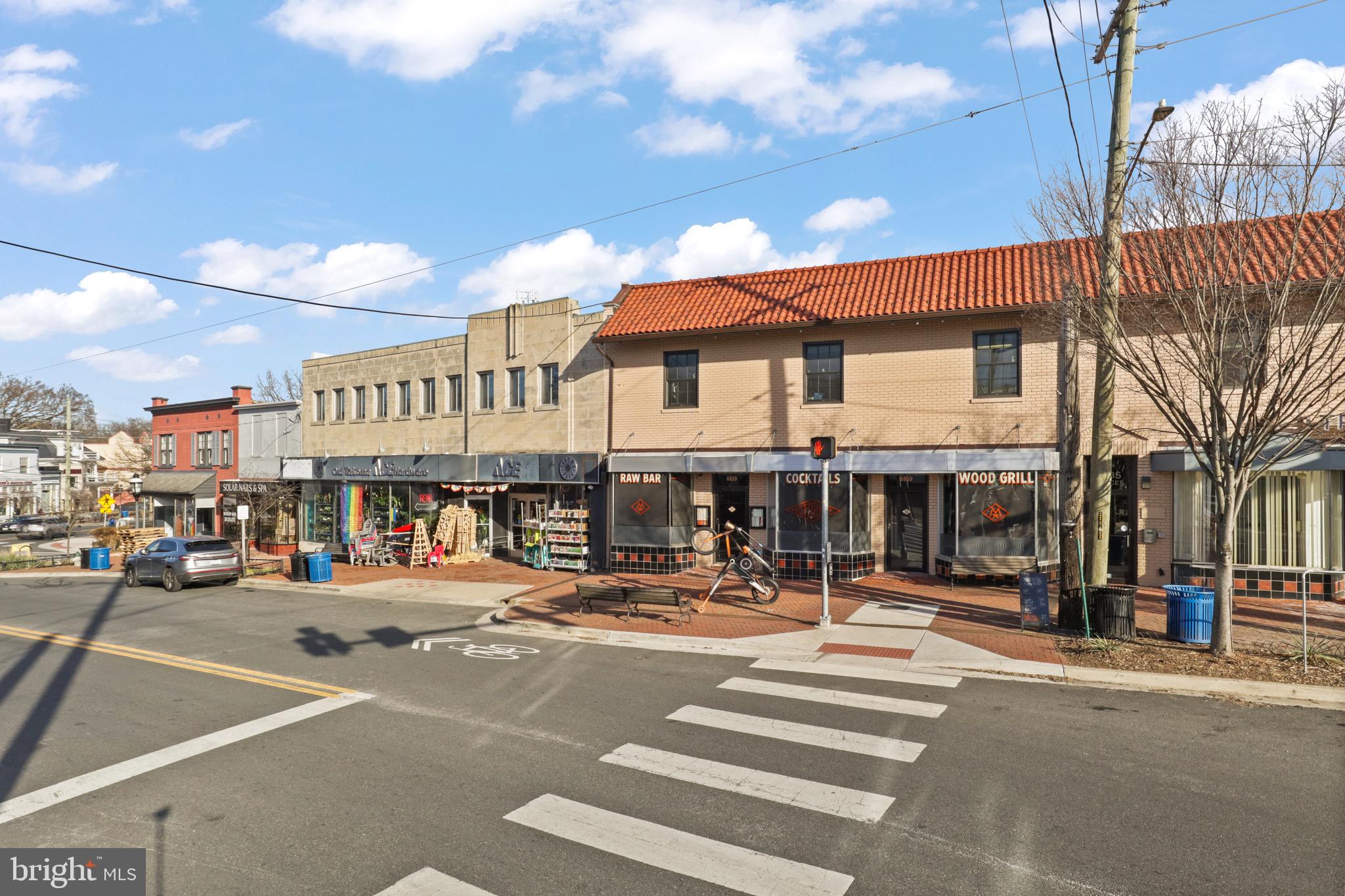 Washington, District of Columbia, 20012, United States, 4 Bedrooms Bedrooms, ,4 BathroomsBathrooms,Residential,For Sale,1864205