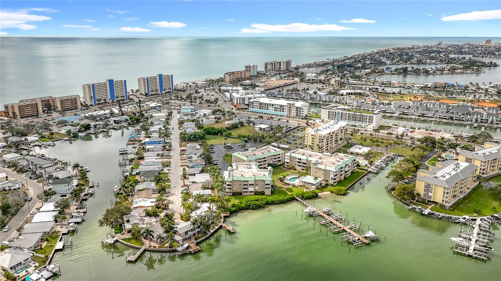 Madeira Beach, Florida, 33708, United States, 2 Bedrooms Bedrooms, ,2 BathroomsBathrooms,Residential,For Sale,1985682