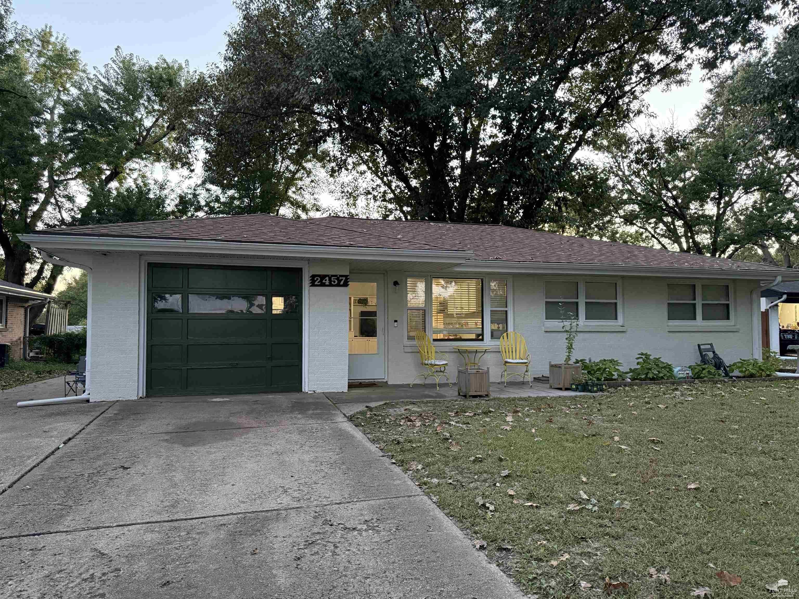 Vaughn Dr, Manhattan, KS 66502